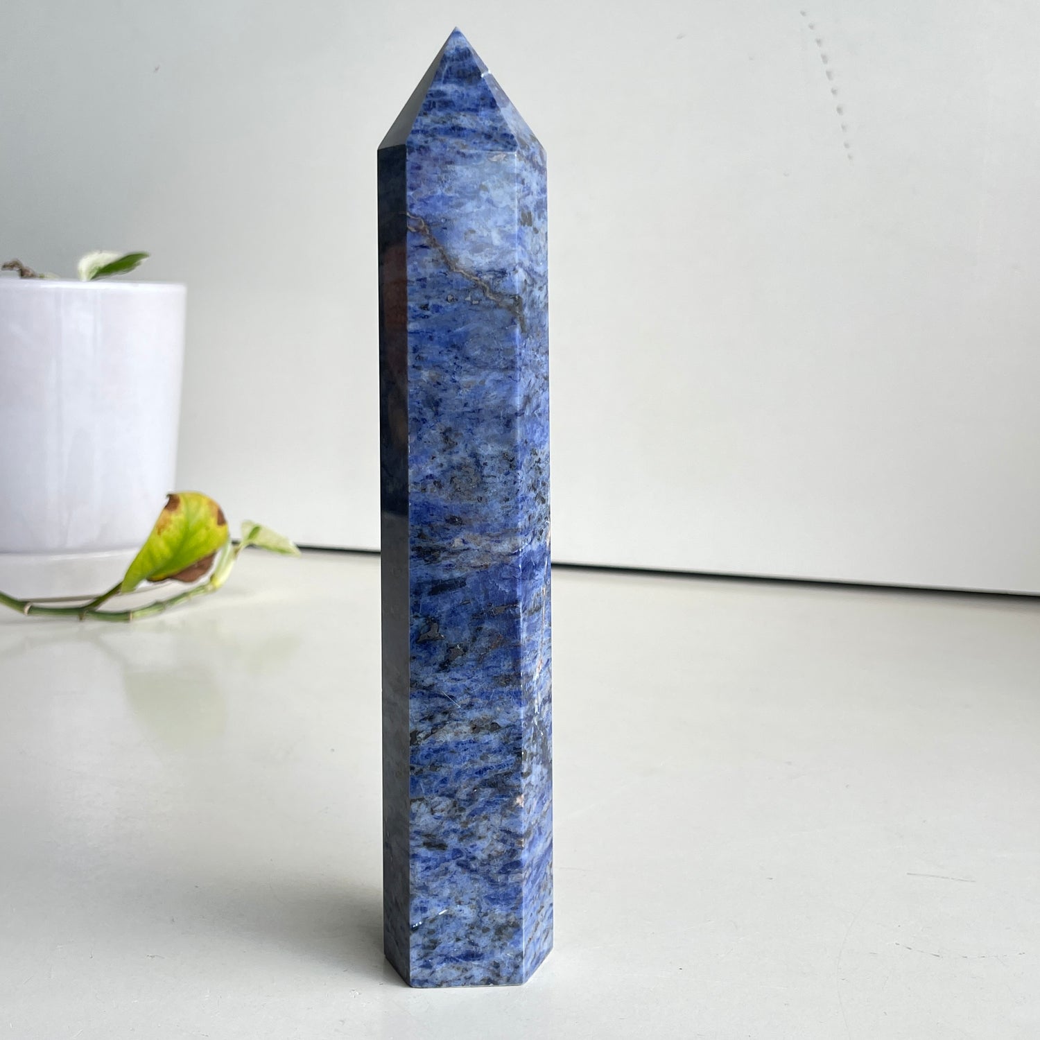 Sodalite Generator 20.9cm