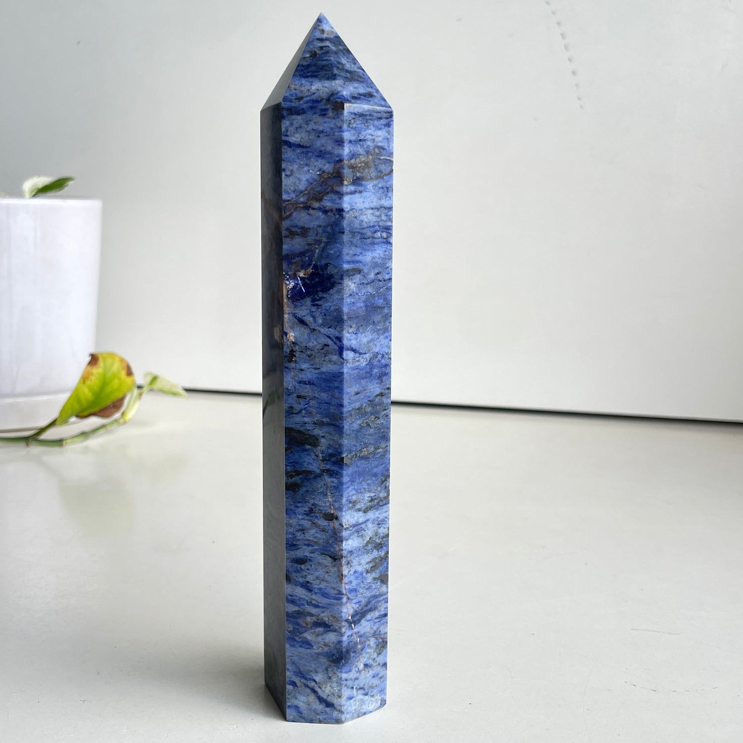 Sodalite Generator 20.9cm