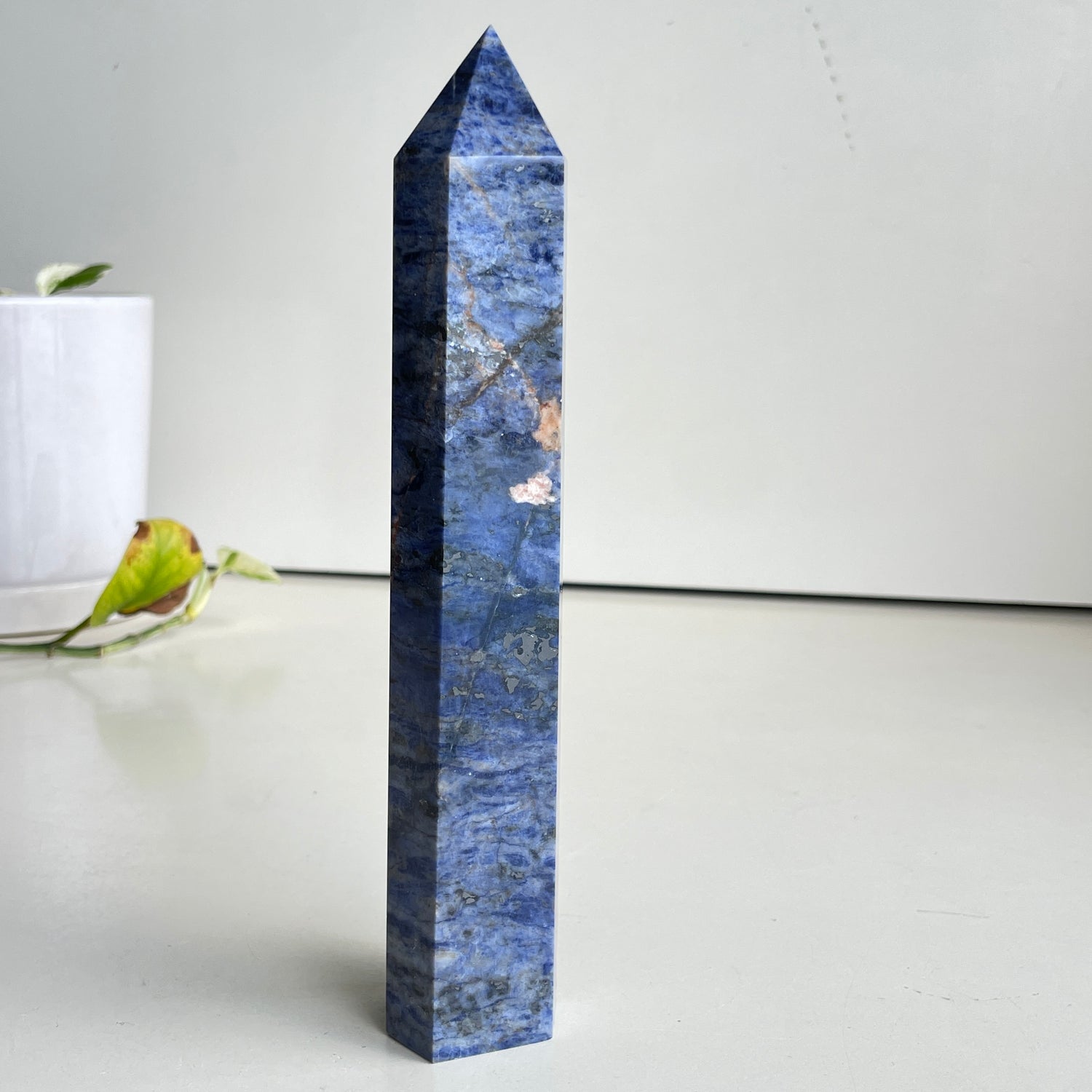 Sodalite Generator 20.9cm