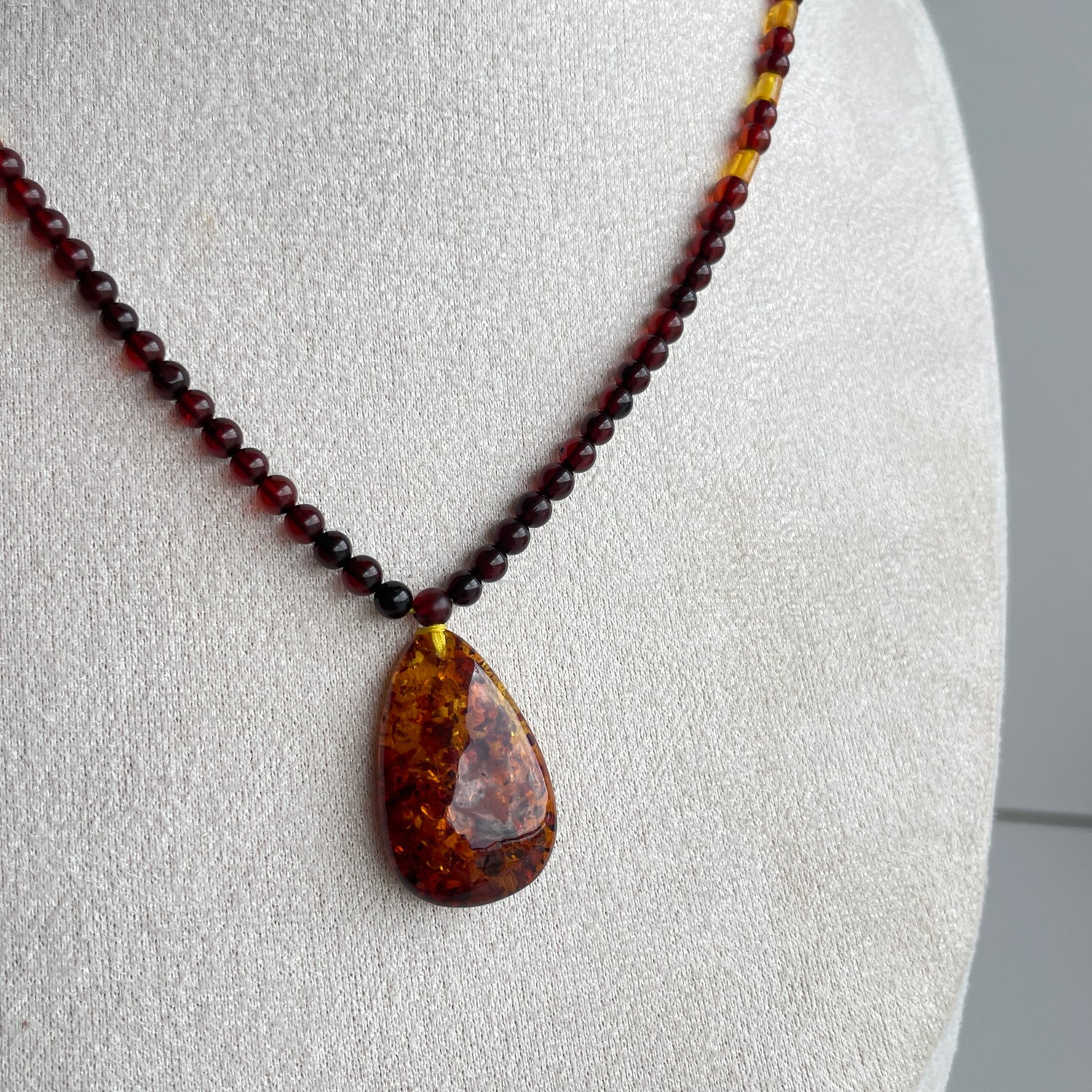 Amber Ombre Necklace 4