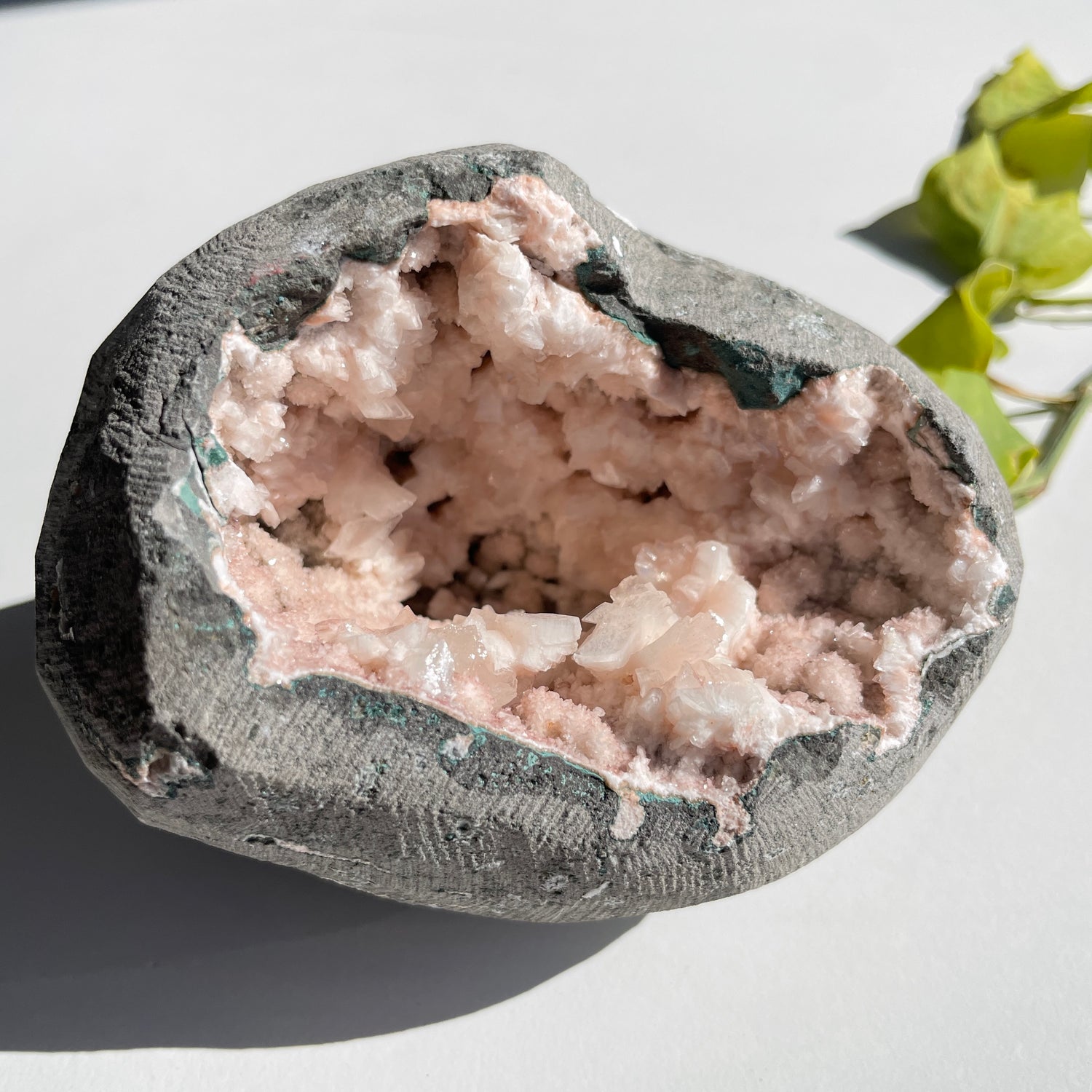 Heulandite Geode 736g