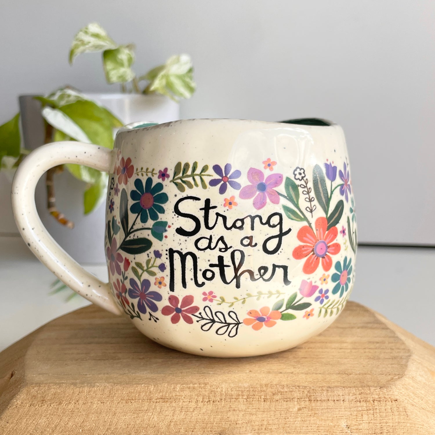 Strong As A Mother Mug Mug000153
