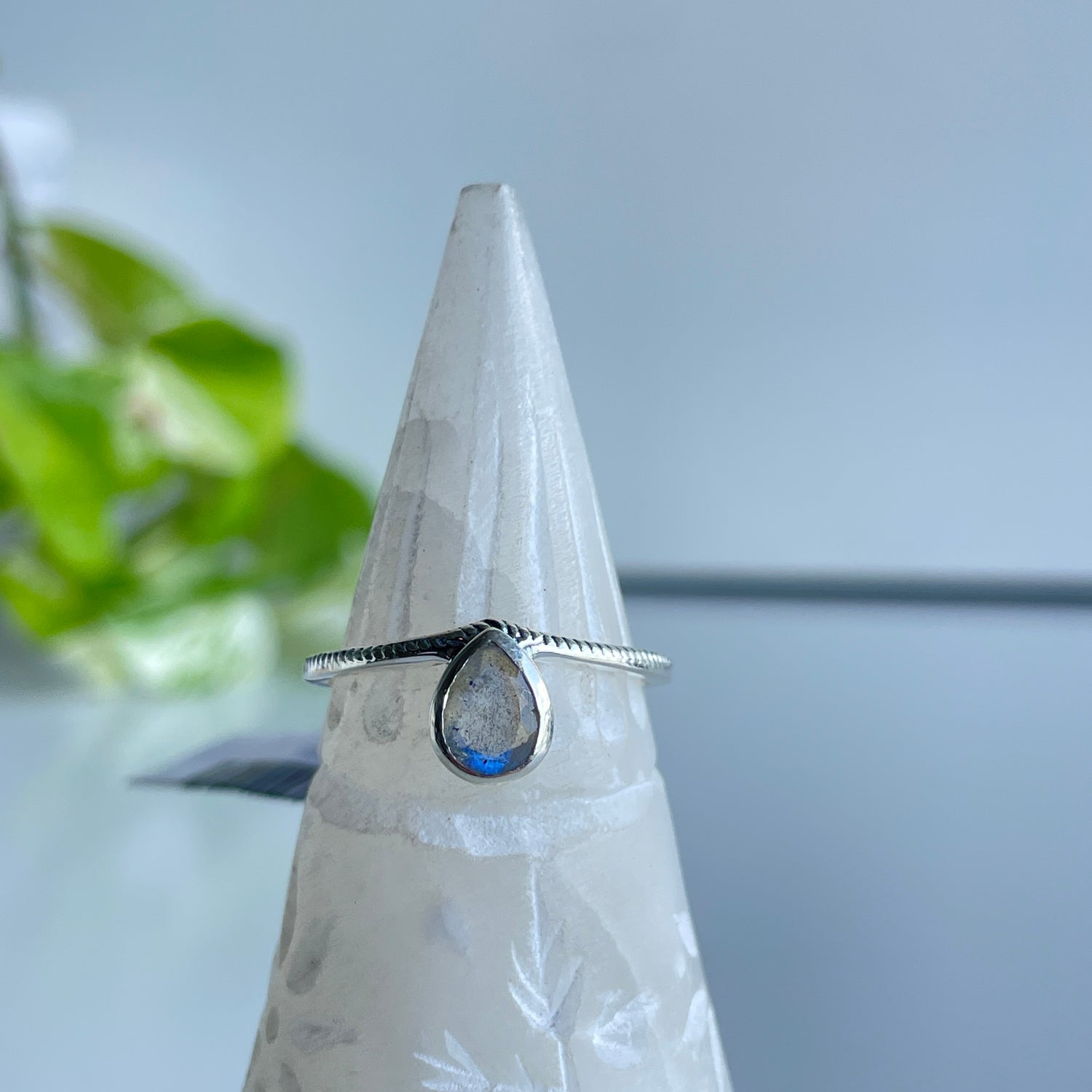 Labradorite Teardrop Ring R4870