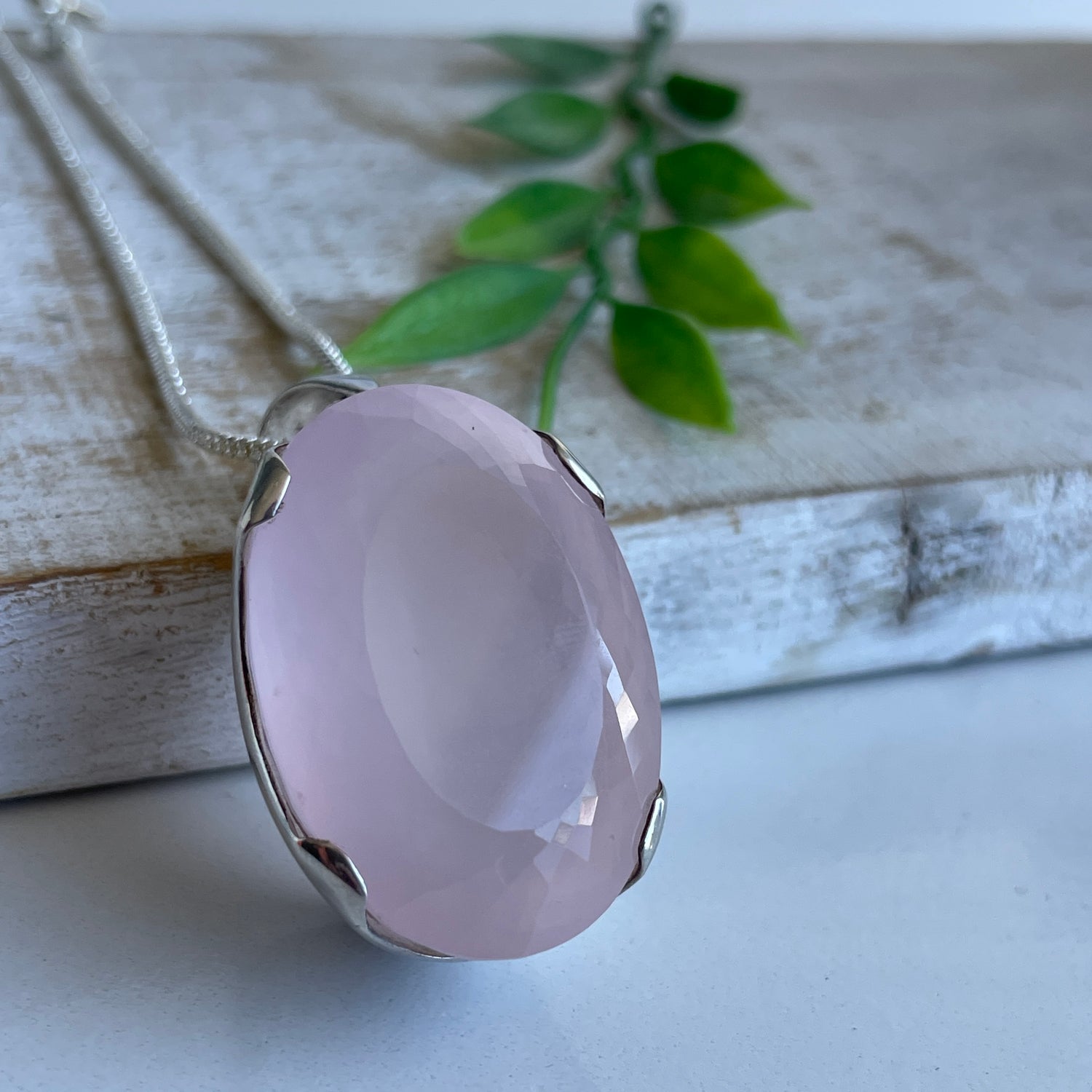 Rose Quartz Oval Pendant 025