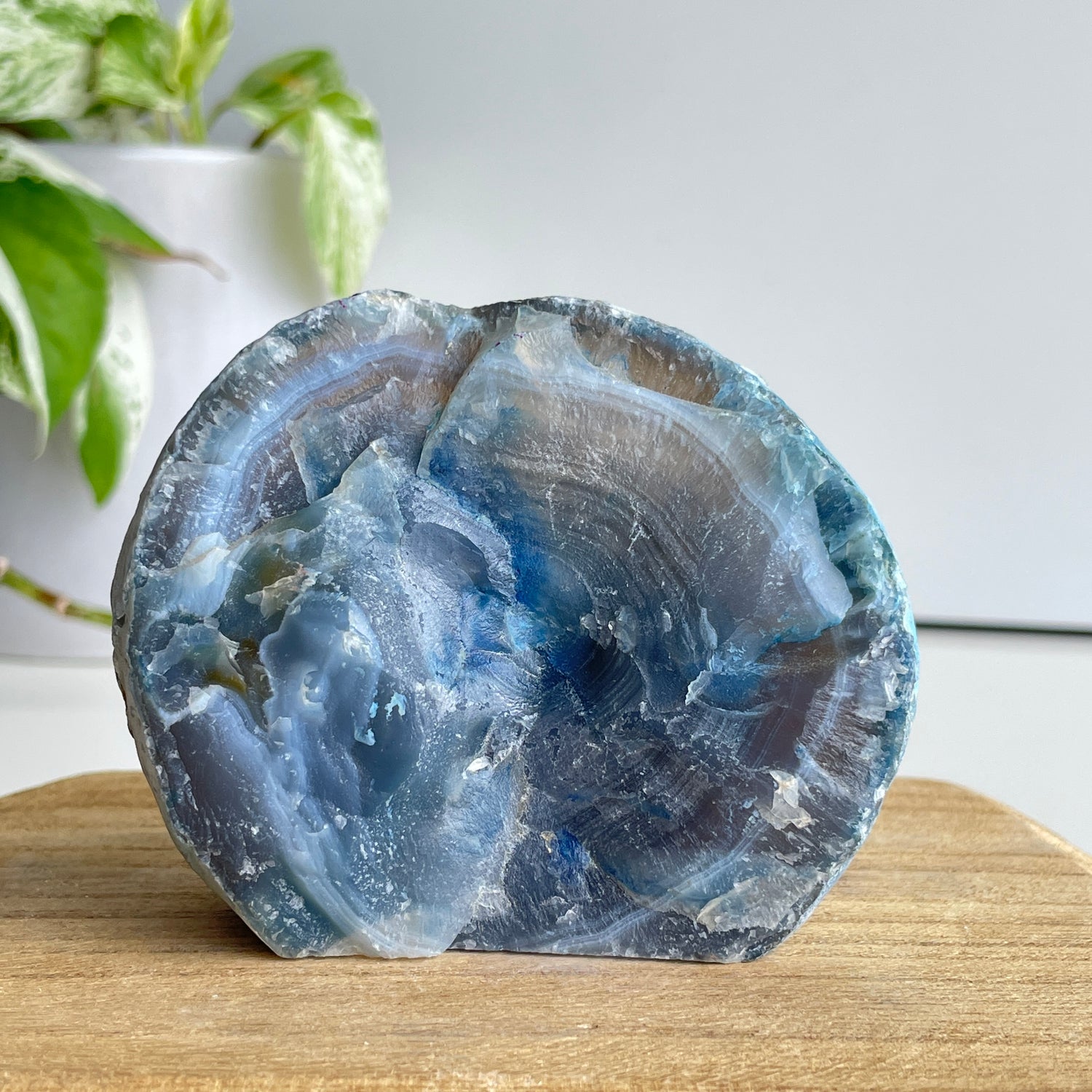 Blue Agate Geode 300g