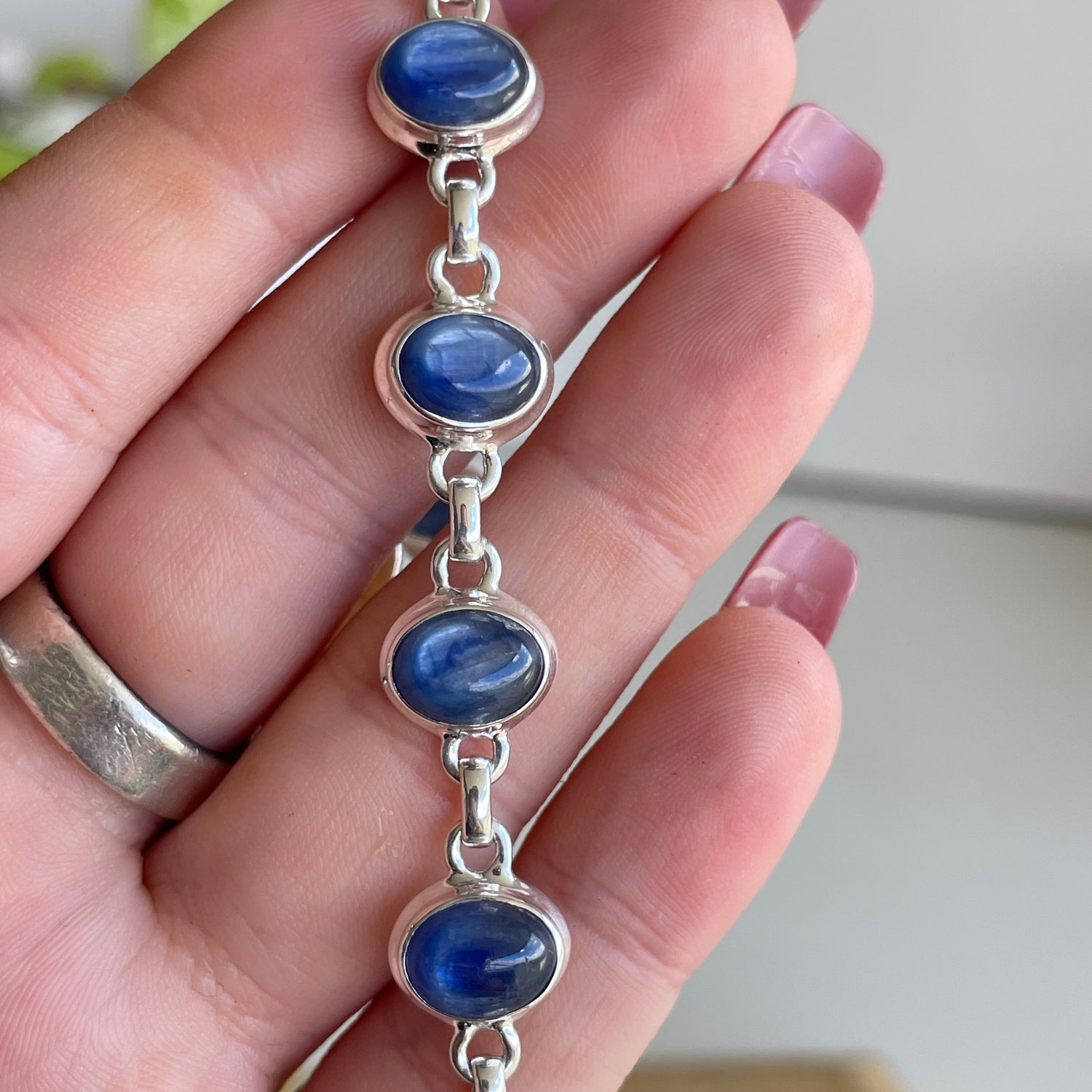 Blue Kyanite Oval Bracelet