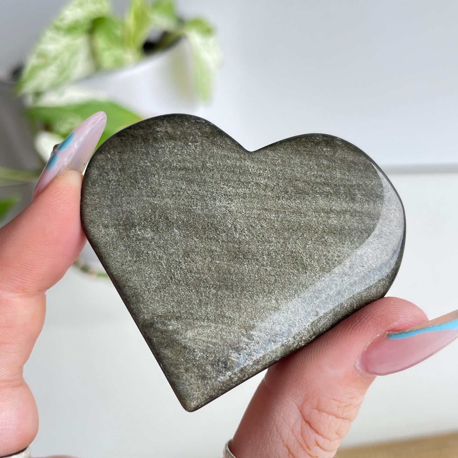 Goldsheen Obsidian Heart Med