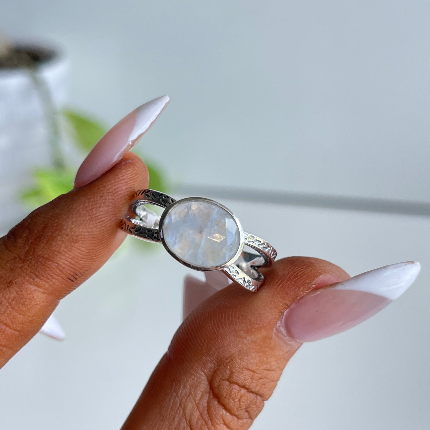 Moonstone Oval Ring R3861