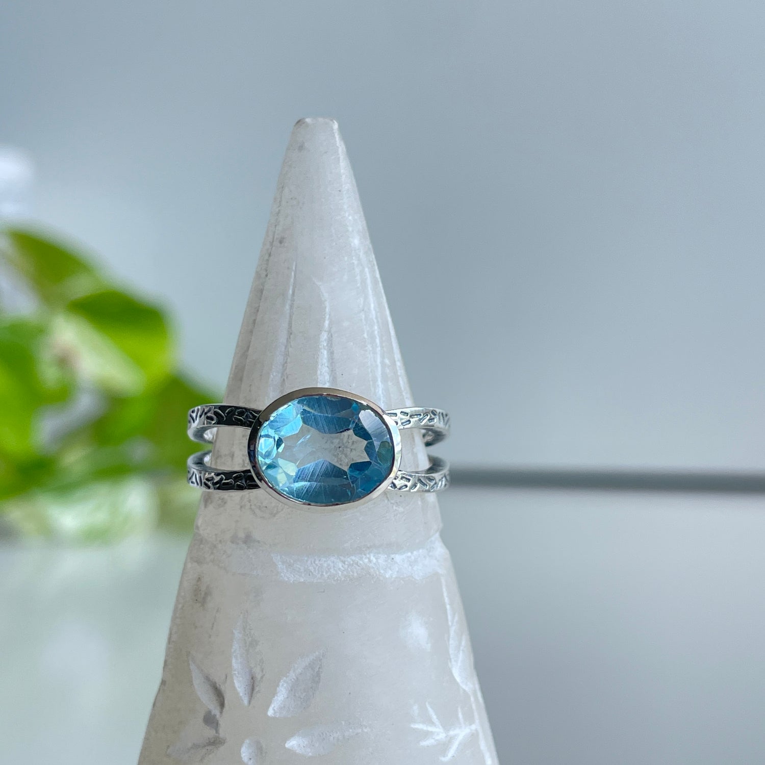 Blue Topaz Oval Ring R3861