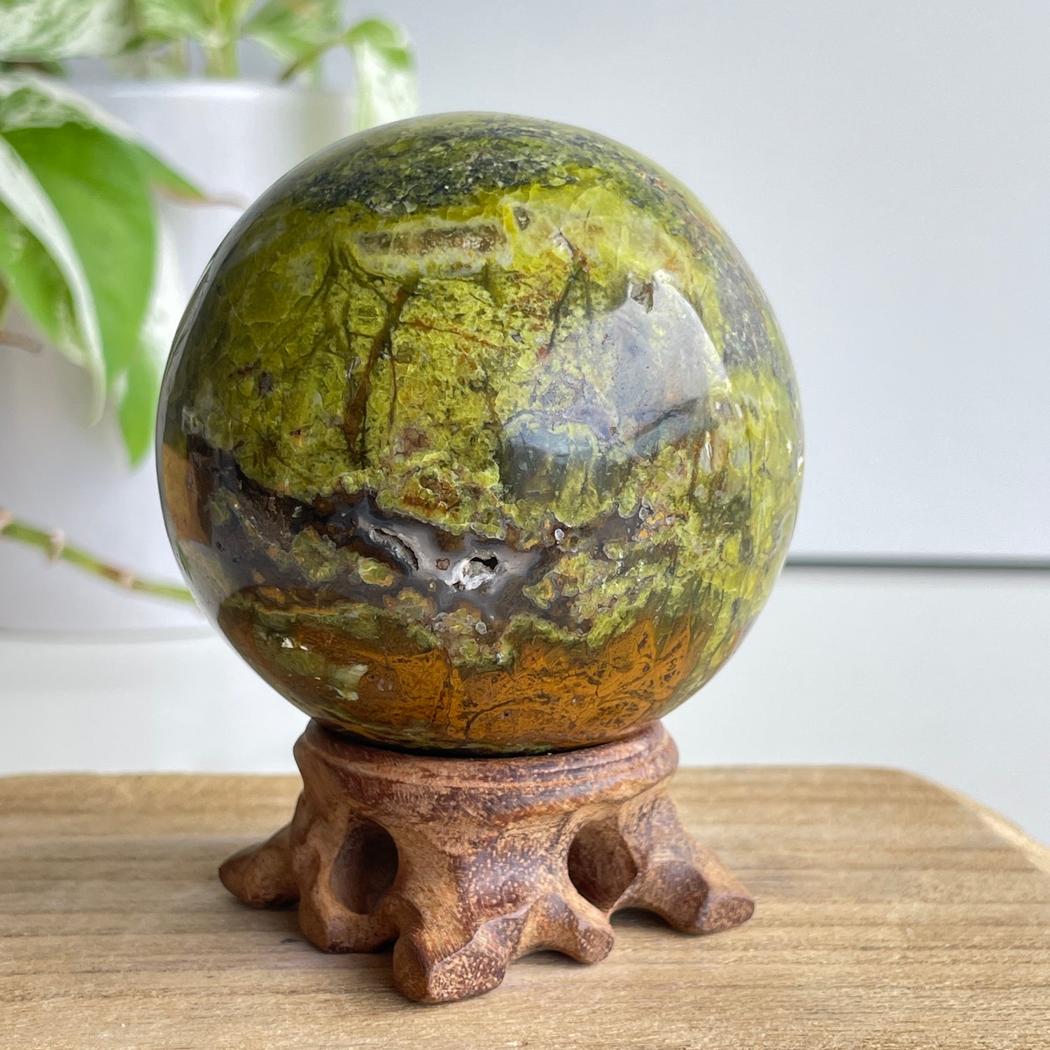 Green Opal Sphere 7.1cm