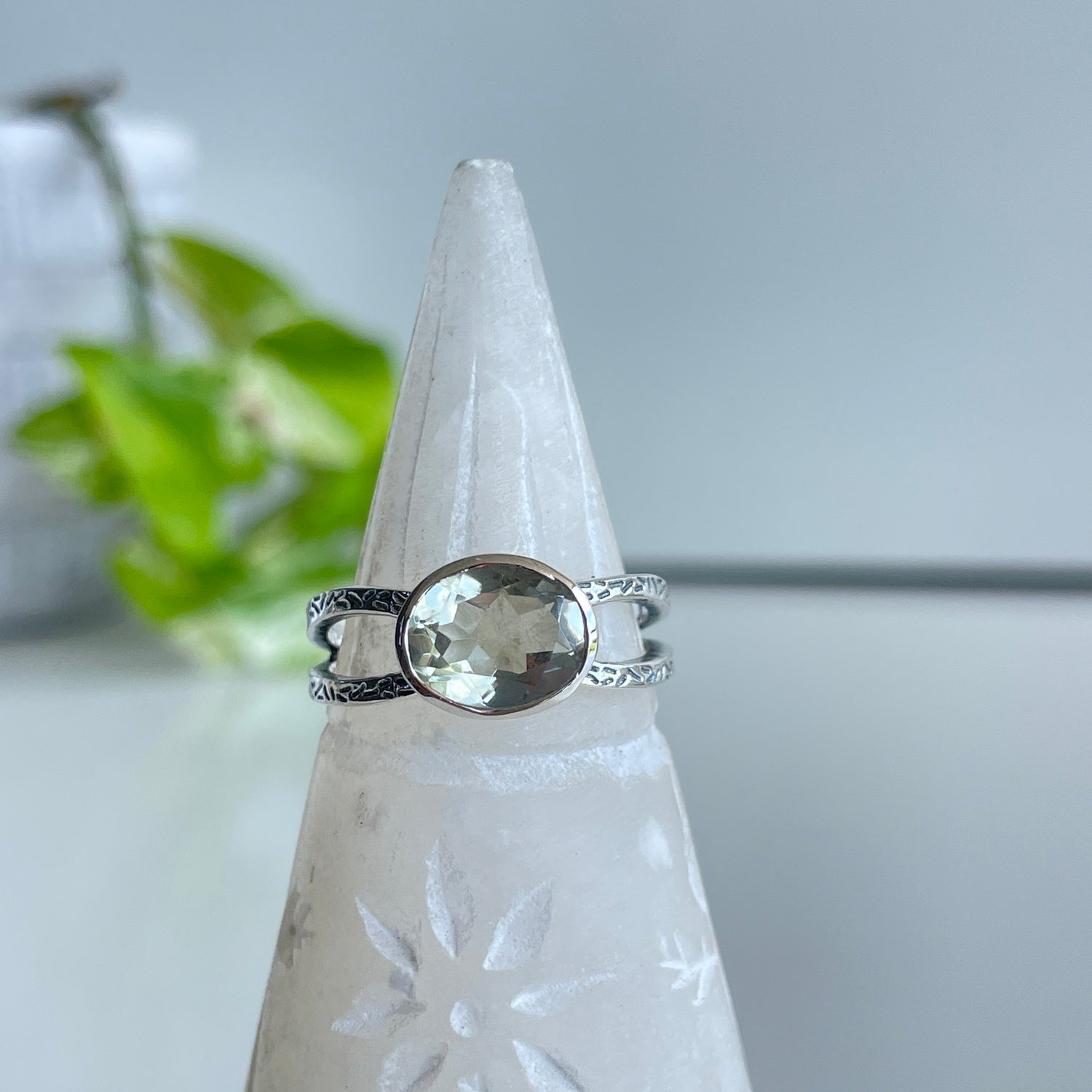 Green Amethyst Oval Ring R3861