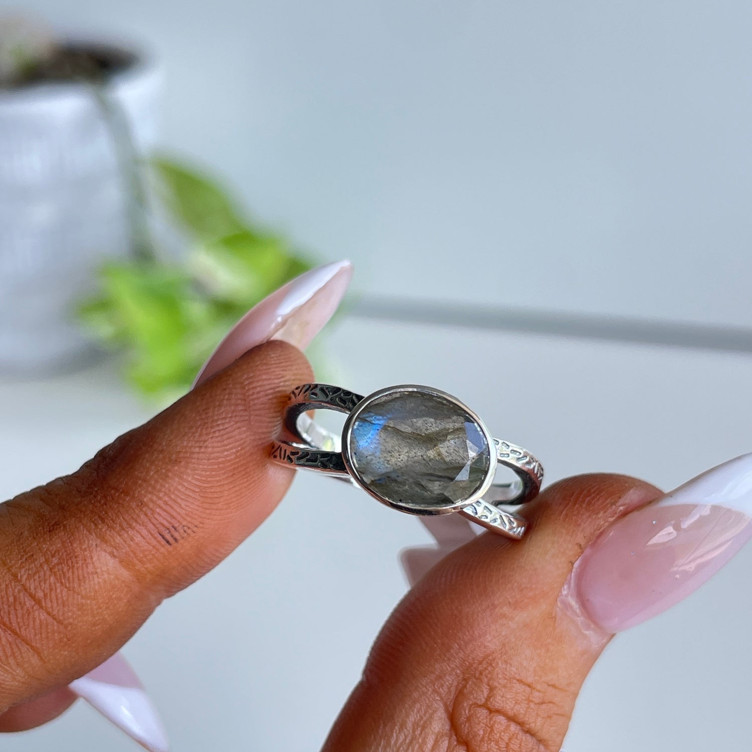 Labradorite Oval Ring R3861