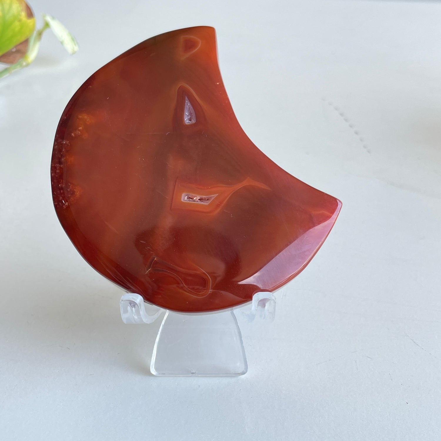 Carnelian Moon 8.8cm