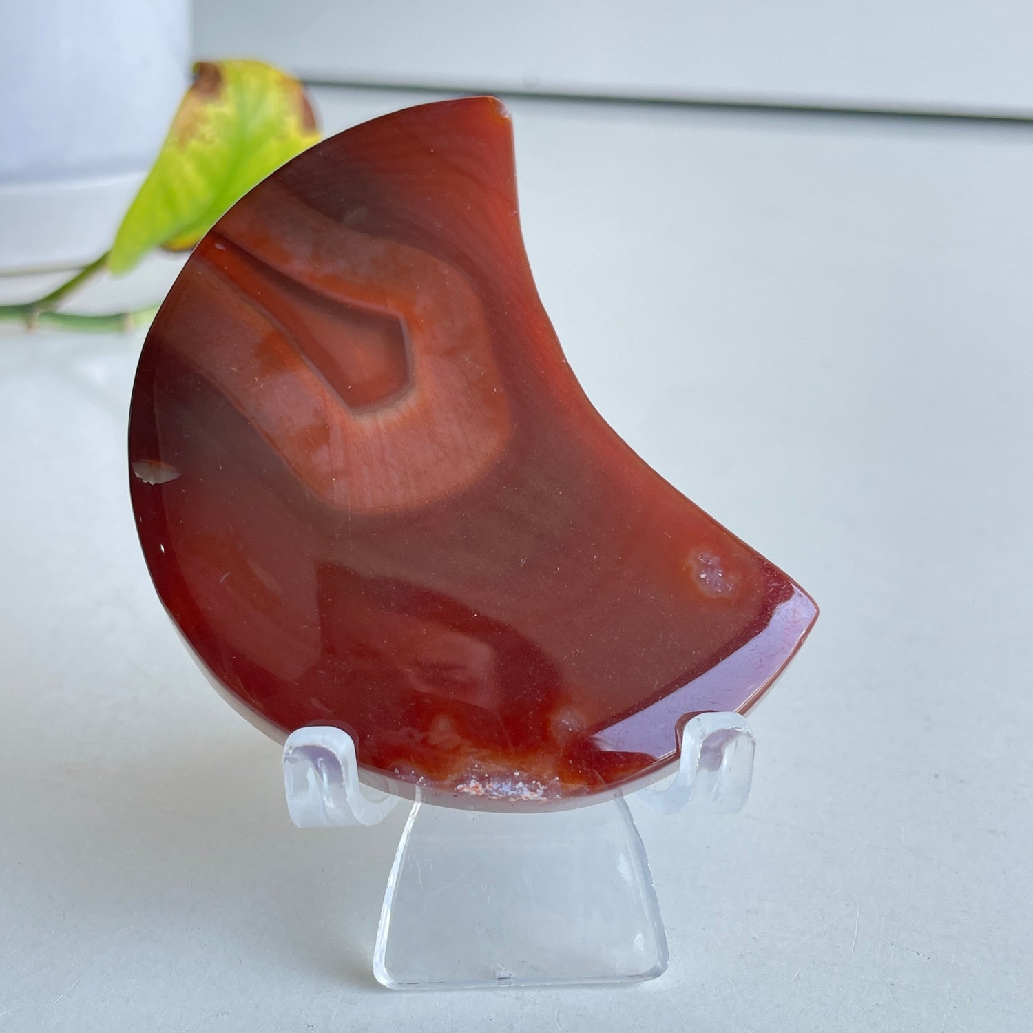 Carnelian Moon 7.9cm