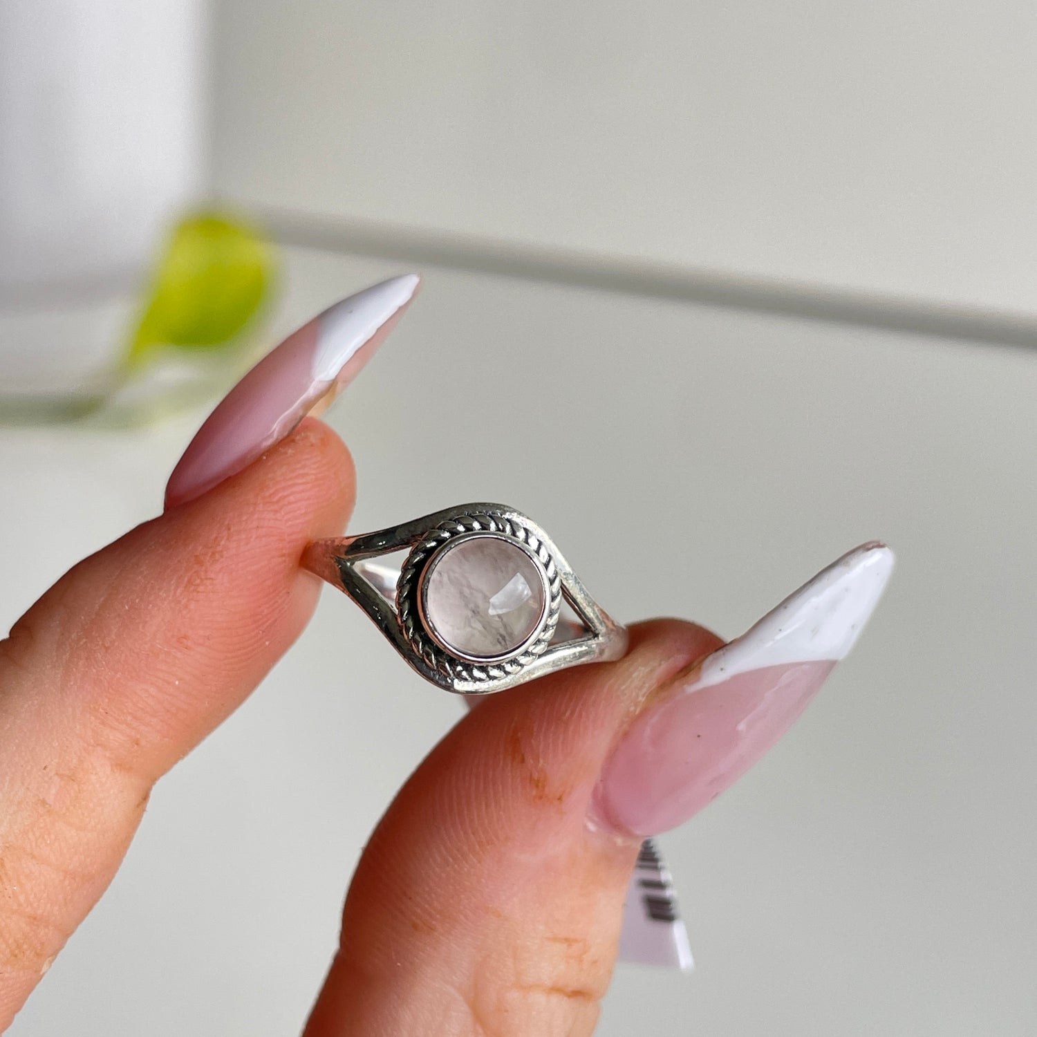 Rose Quartz Round Ring