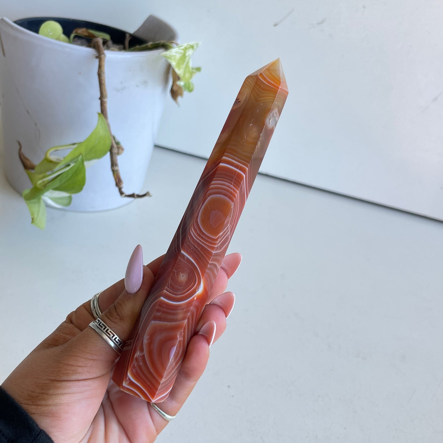 Carnelian Generator 15.5cm
