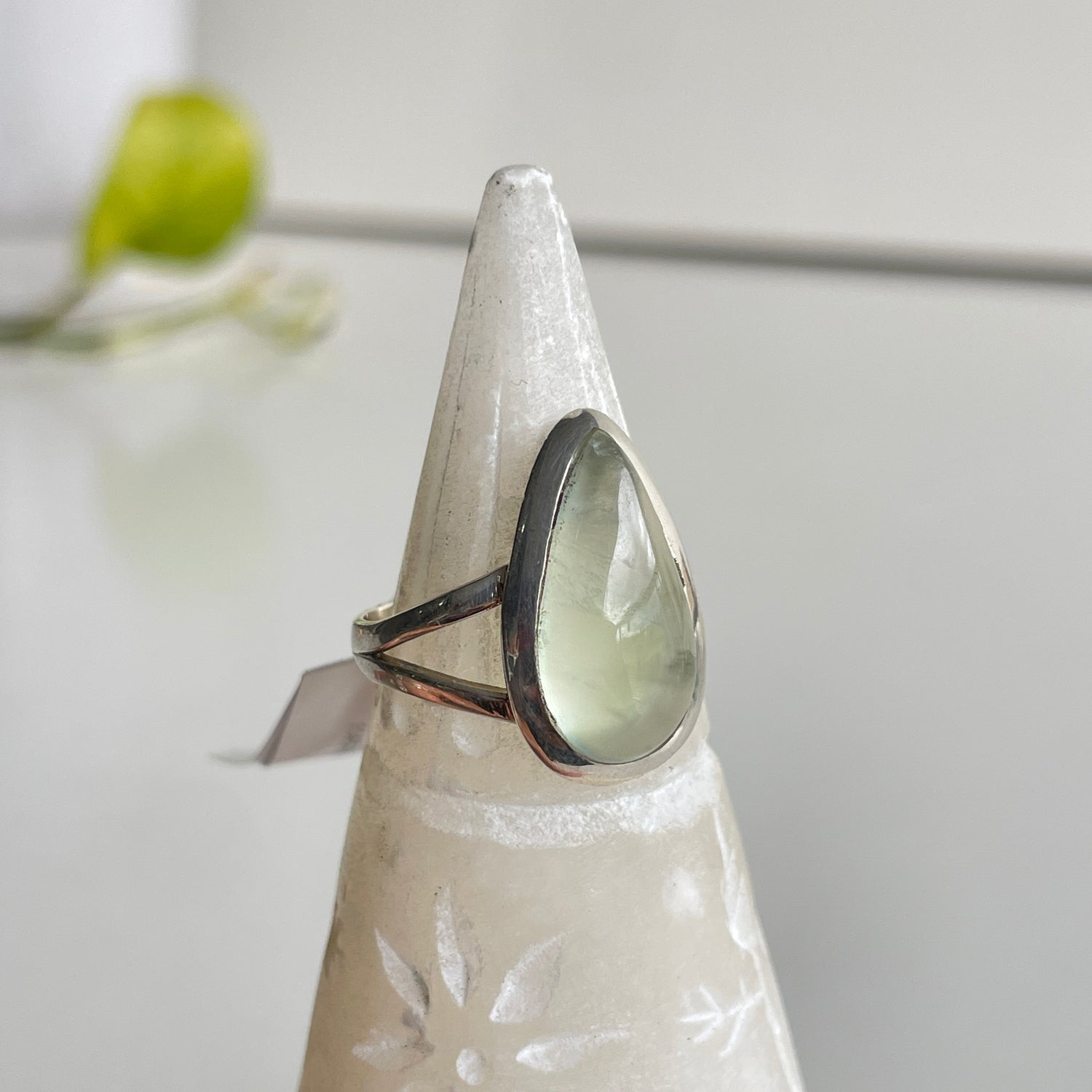 Prehnite Teardrop Ring Sz8.5