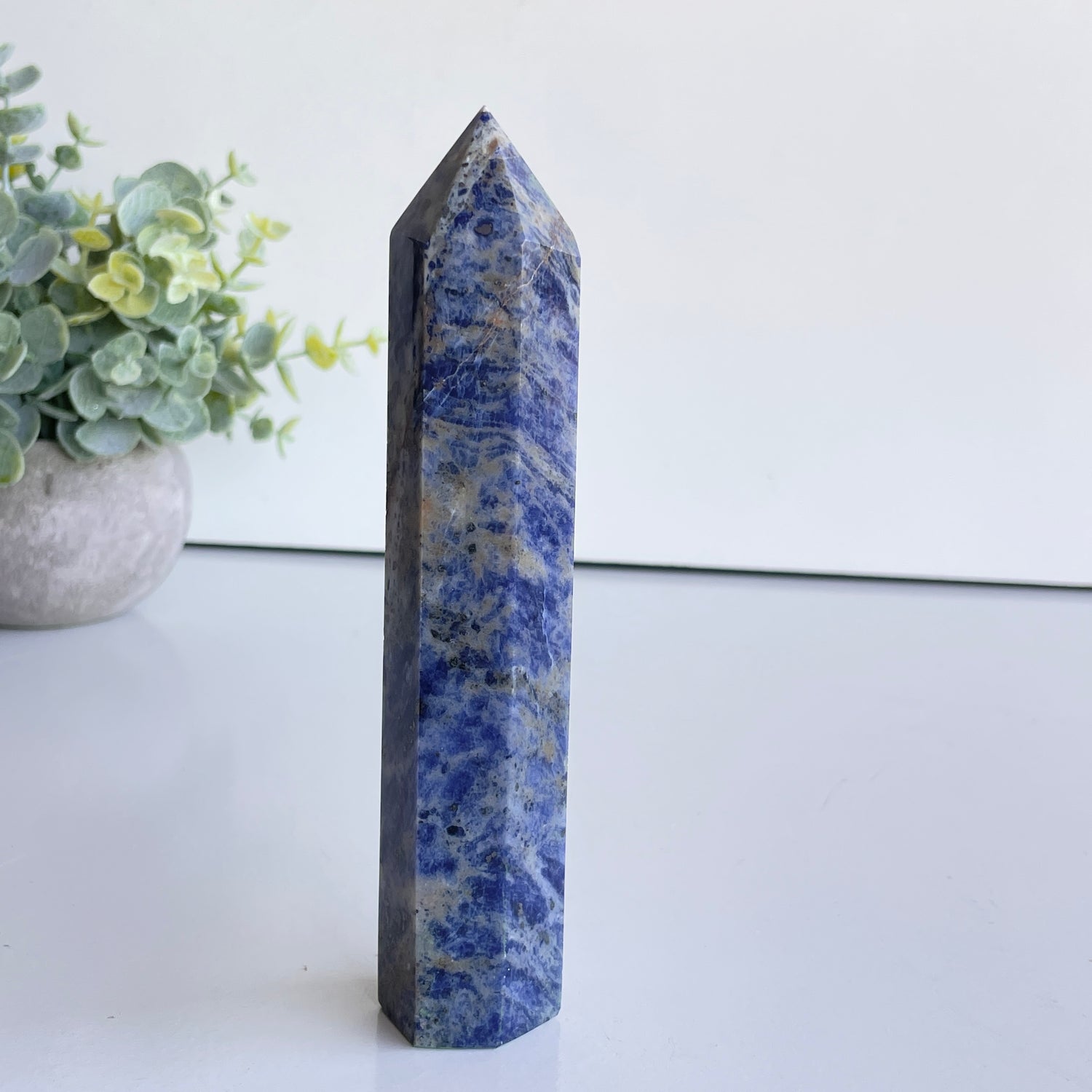 Sodalite Generator 15.6cm