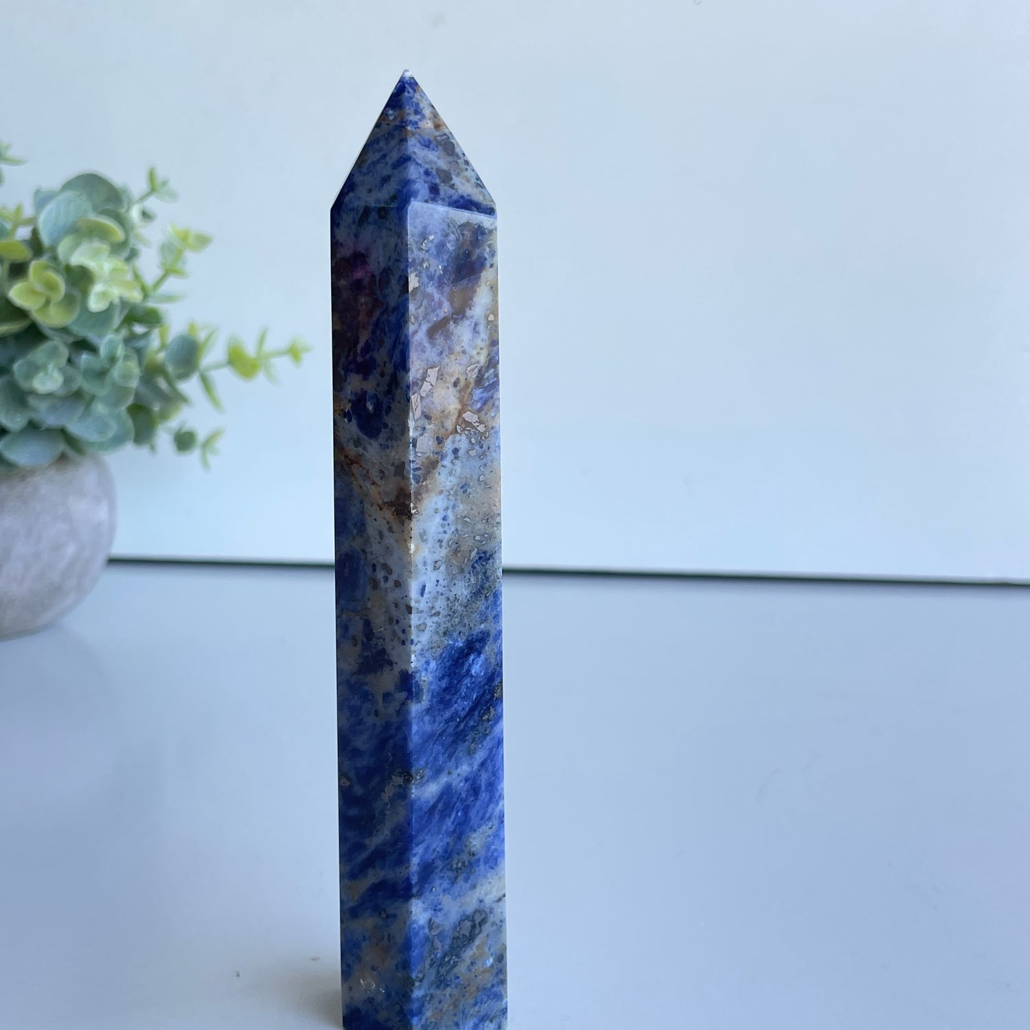 Sodalite Generator 15.6cm