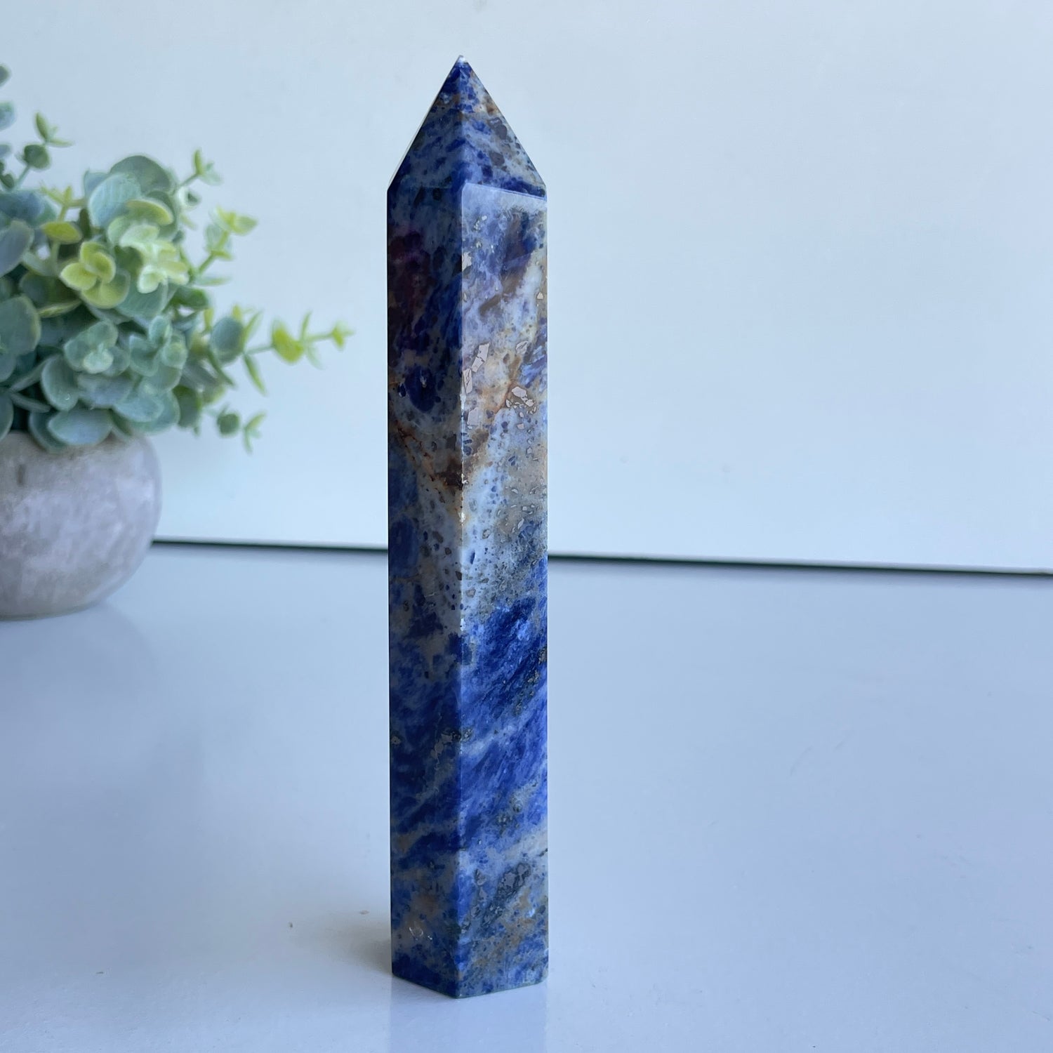 Sodalite Generator 15.6cm
