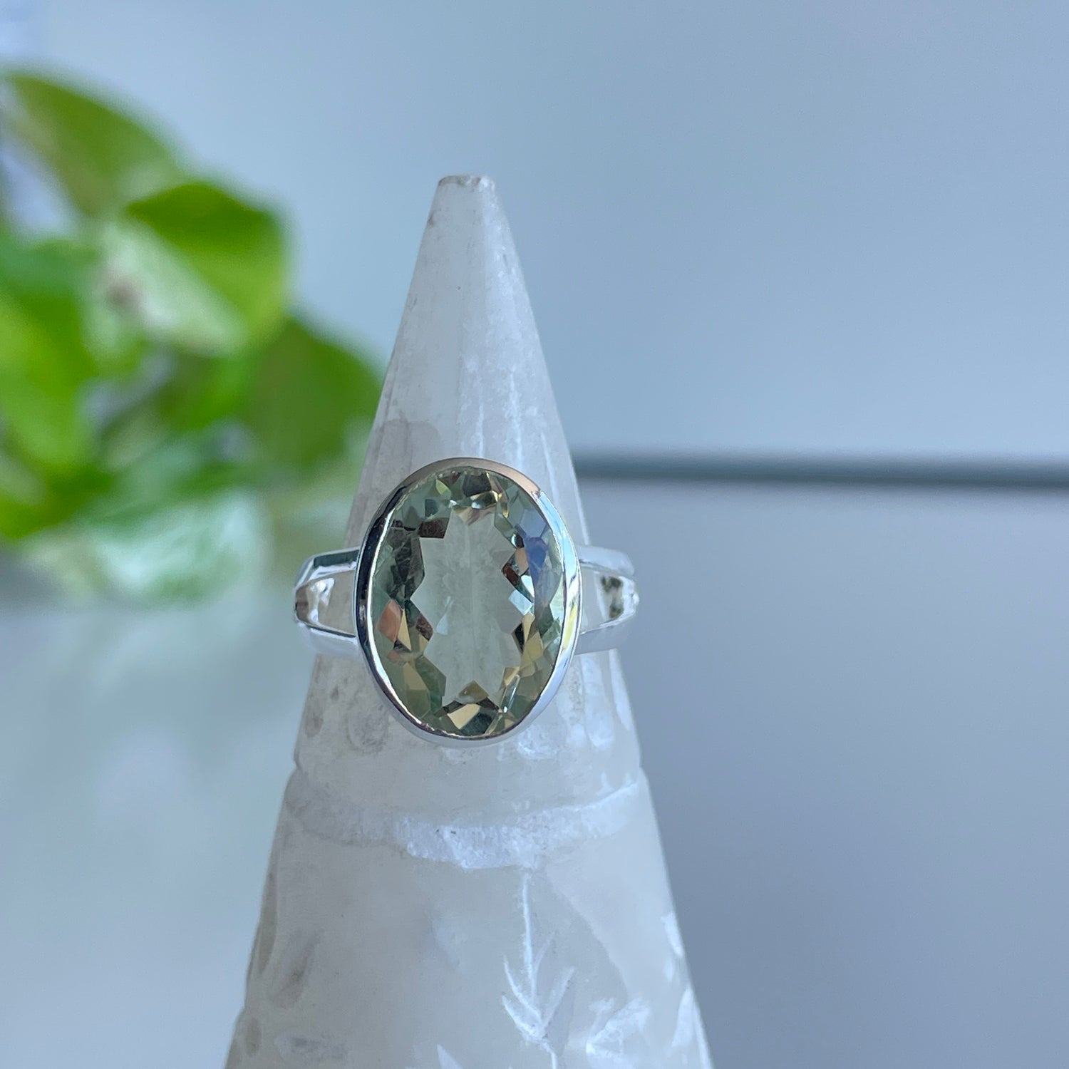 Green Amethyst Oval Ring