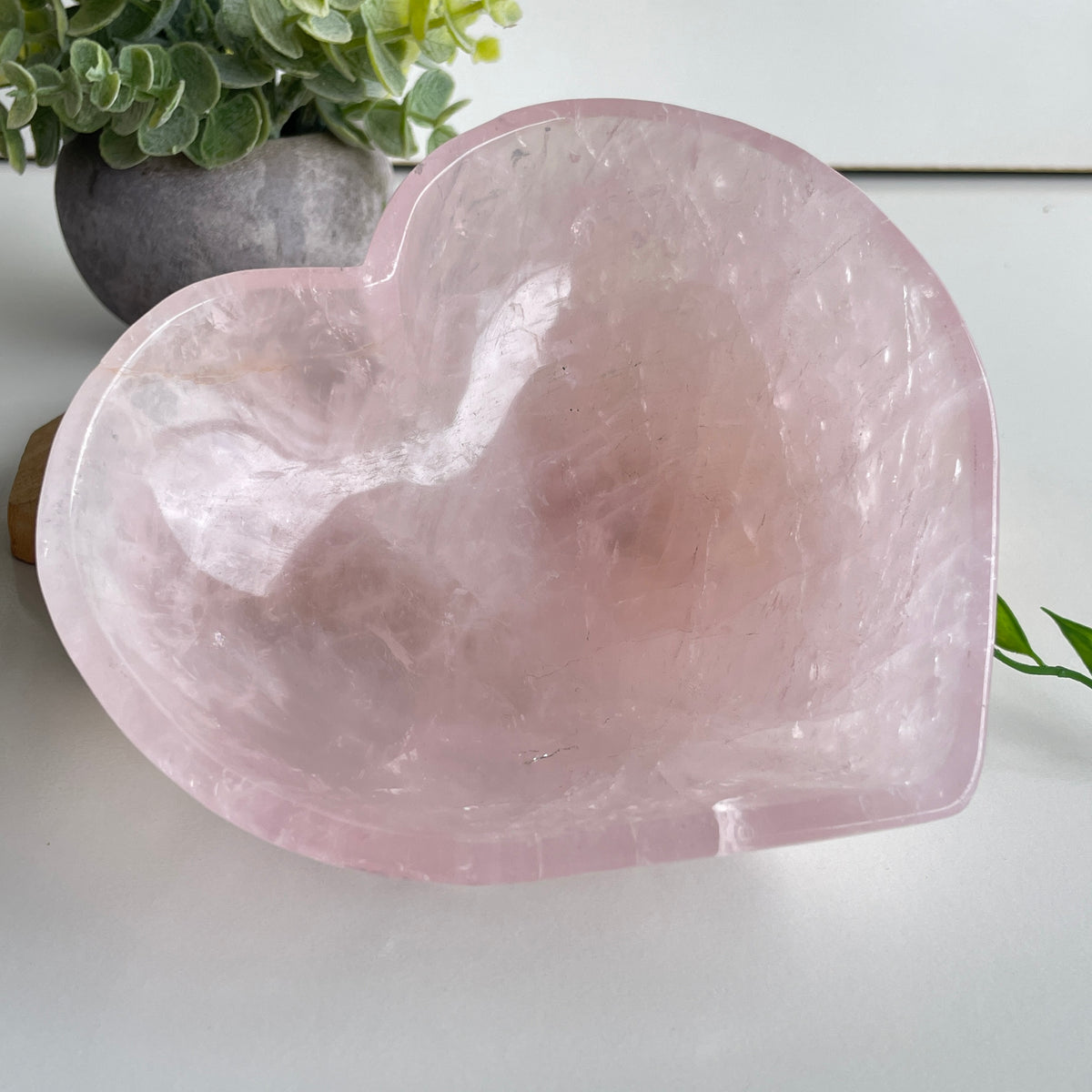 Rose Quartz Heart Bowl 15.1cm
