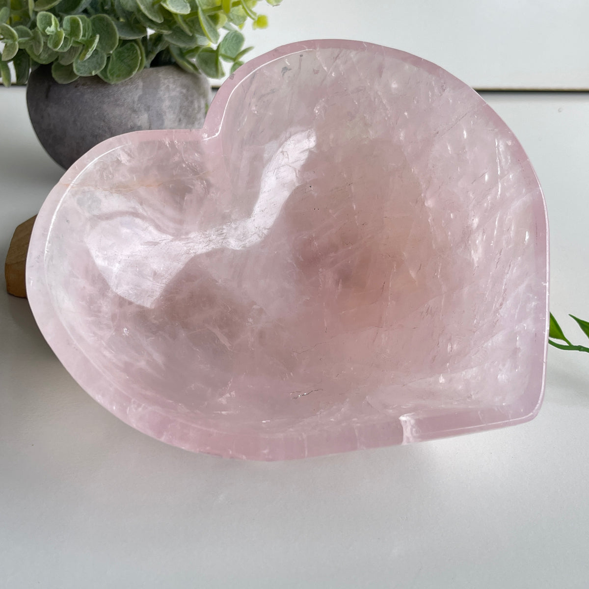 Rose Quartz Heart Bowl 15.1cm