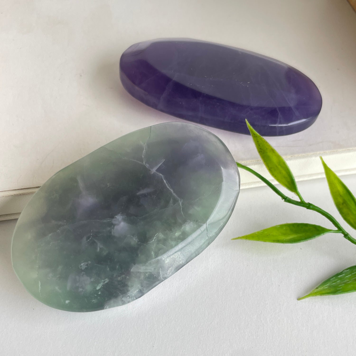 Fluorite Palmstone Large