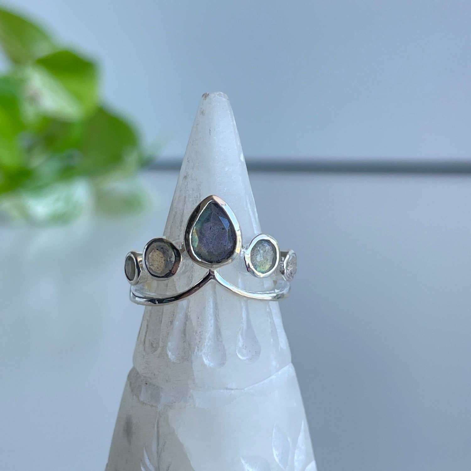 Labradorite Crown Ring