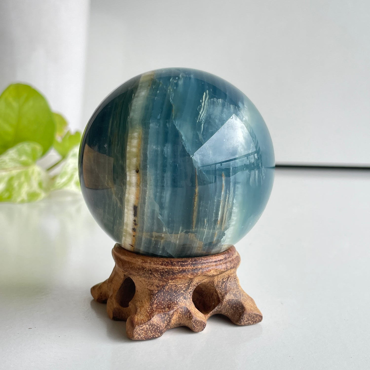 Blue Onyx Sphere 6.4cm