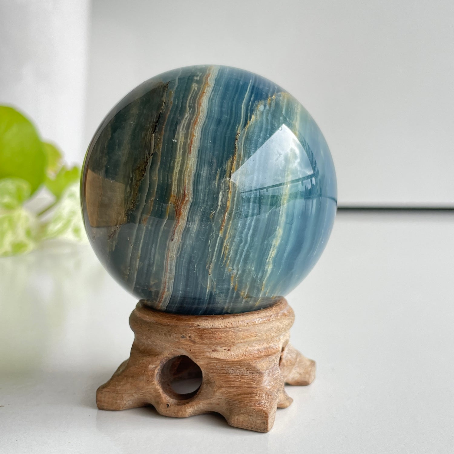 Blue Onyx Sphere 6.1cm