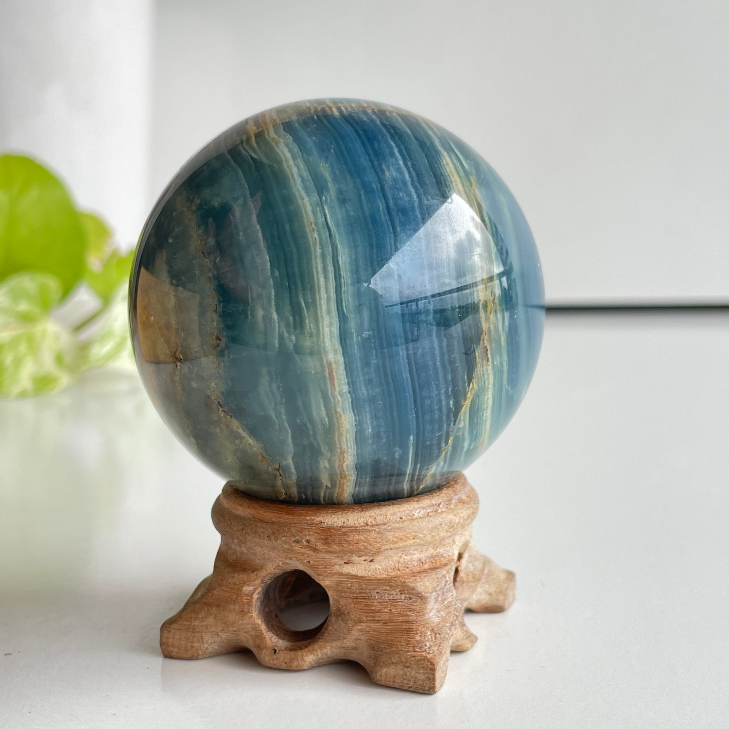 Blue Onyx Sphere 6.1cm