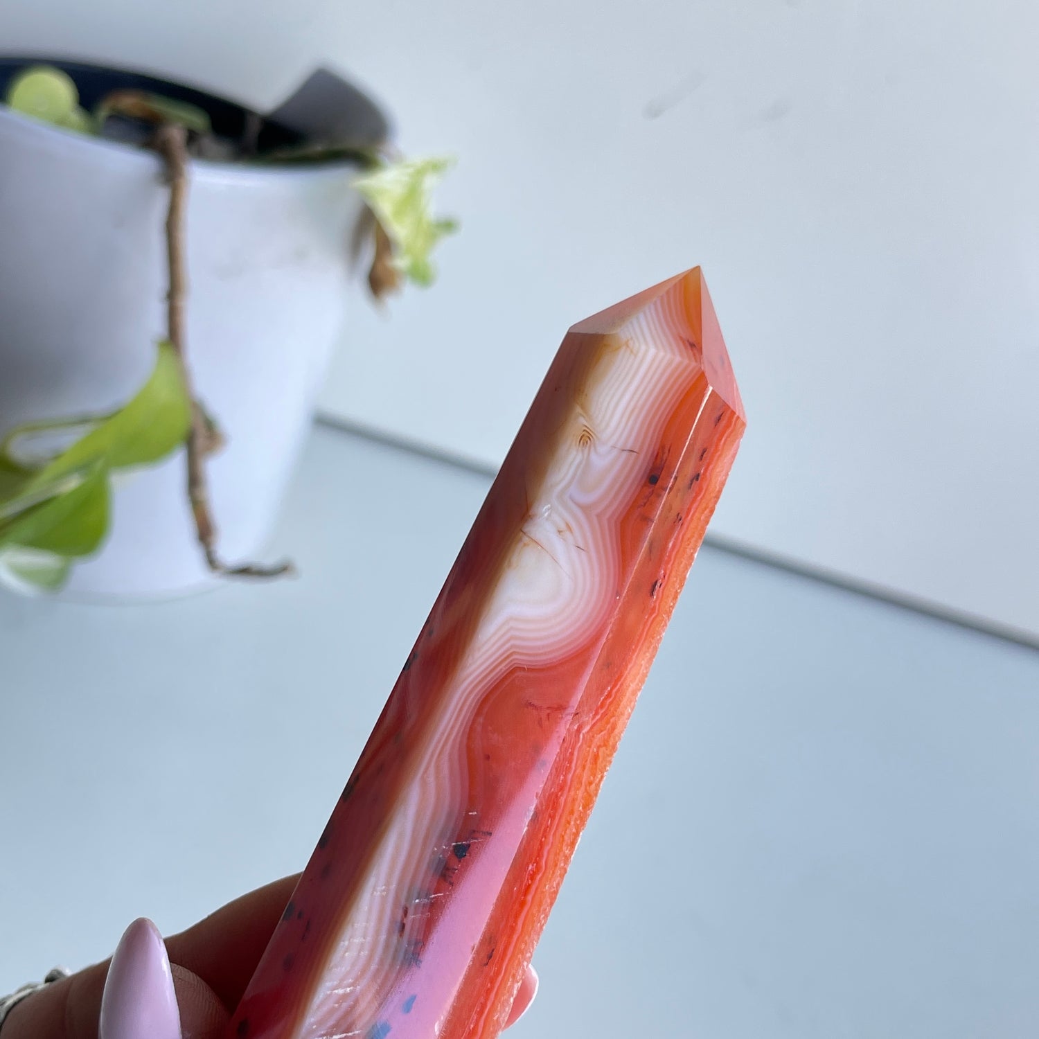 Carnelian Generator 14.9cm