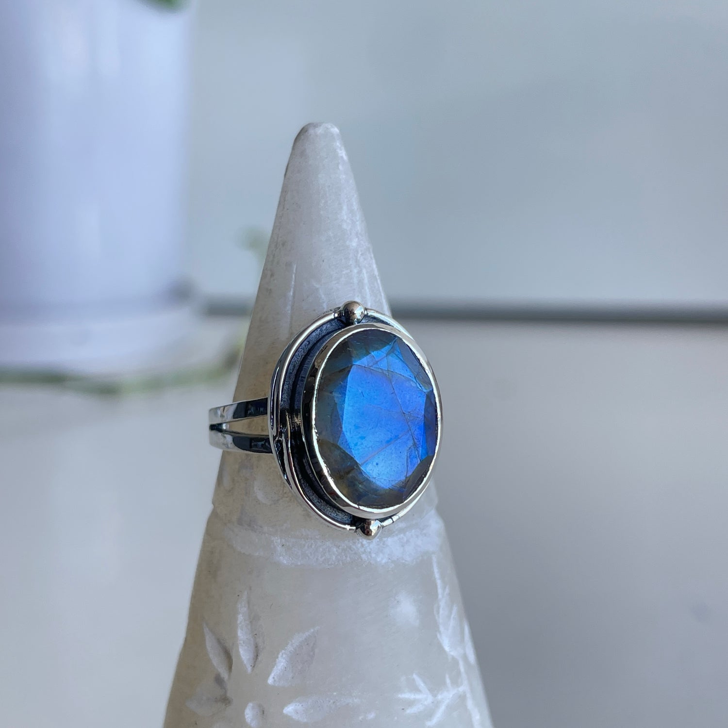 Labradorite Oval Ring