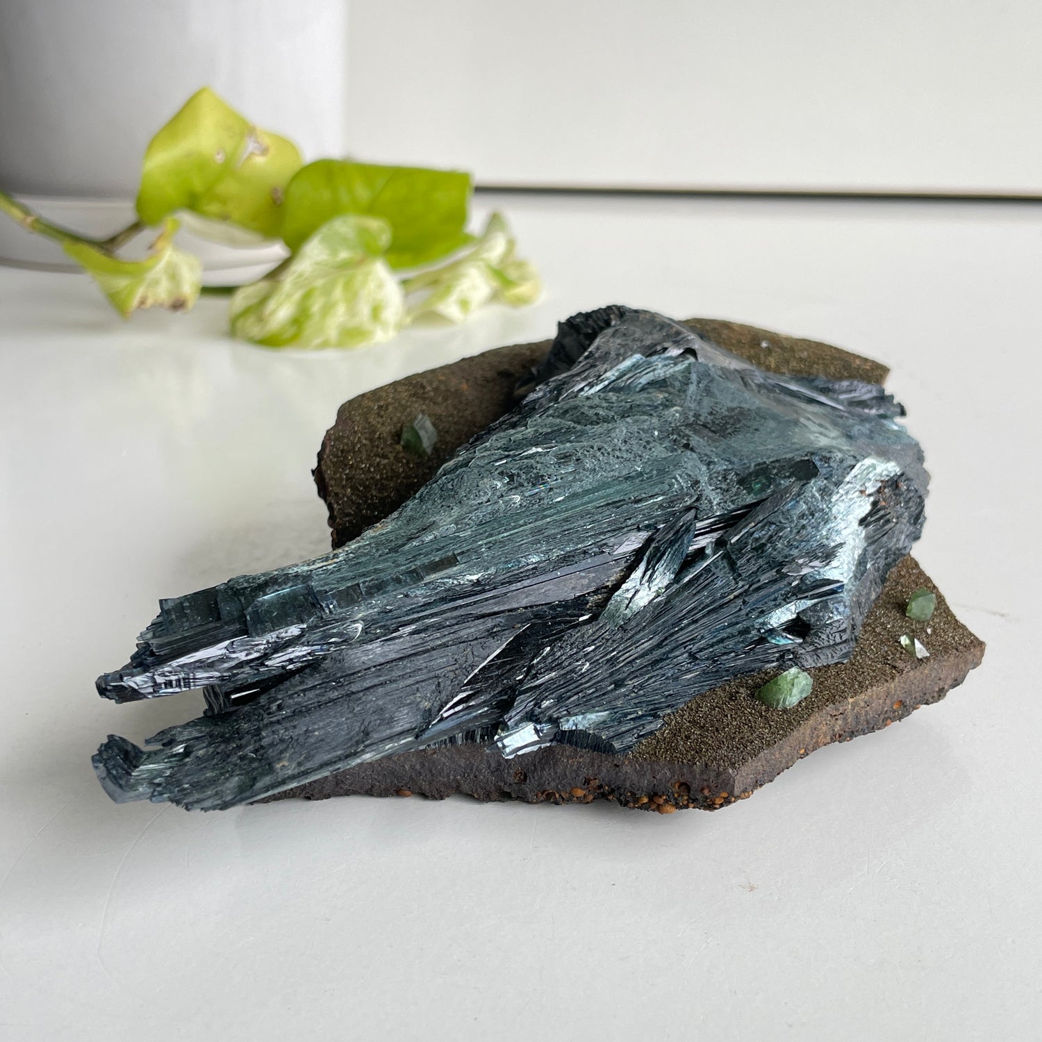 Vivianite Pc 694g