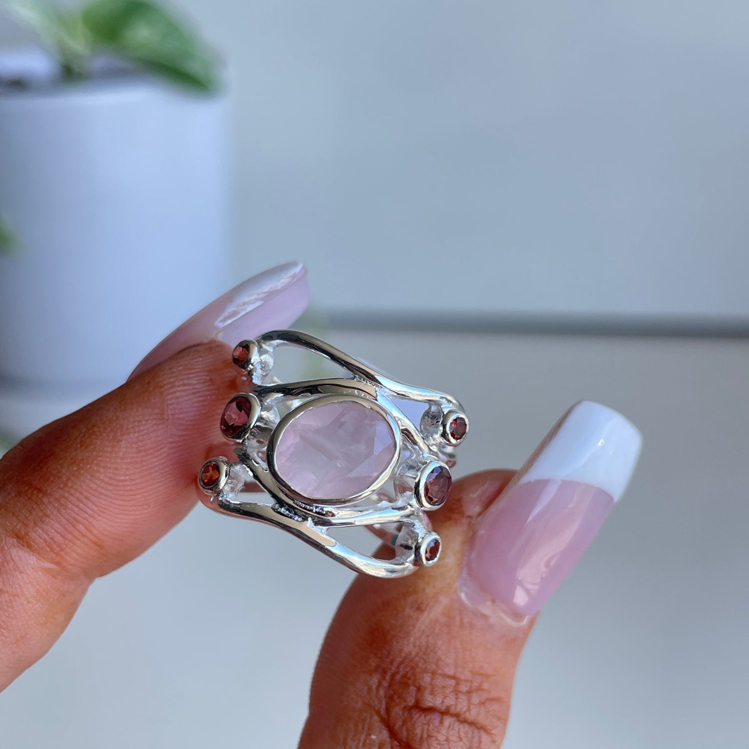Rose Quartz Oval Ring