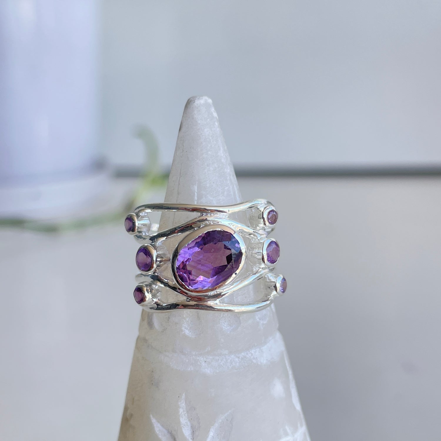 Amethyst Oval Ring Sz7