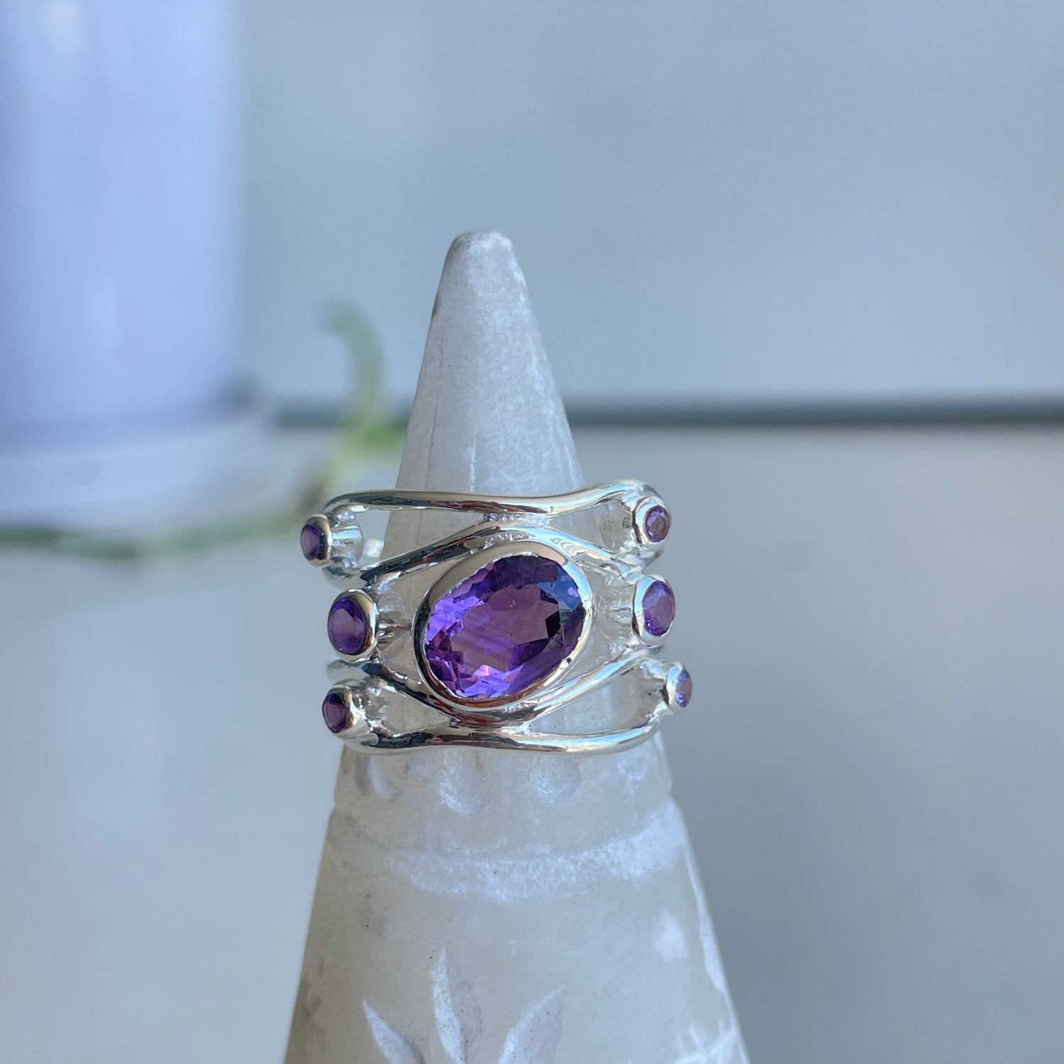 Amethyst Oval Ring Sz7