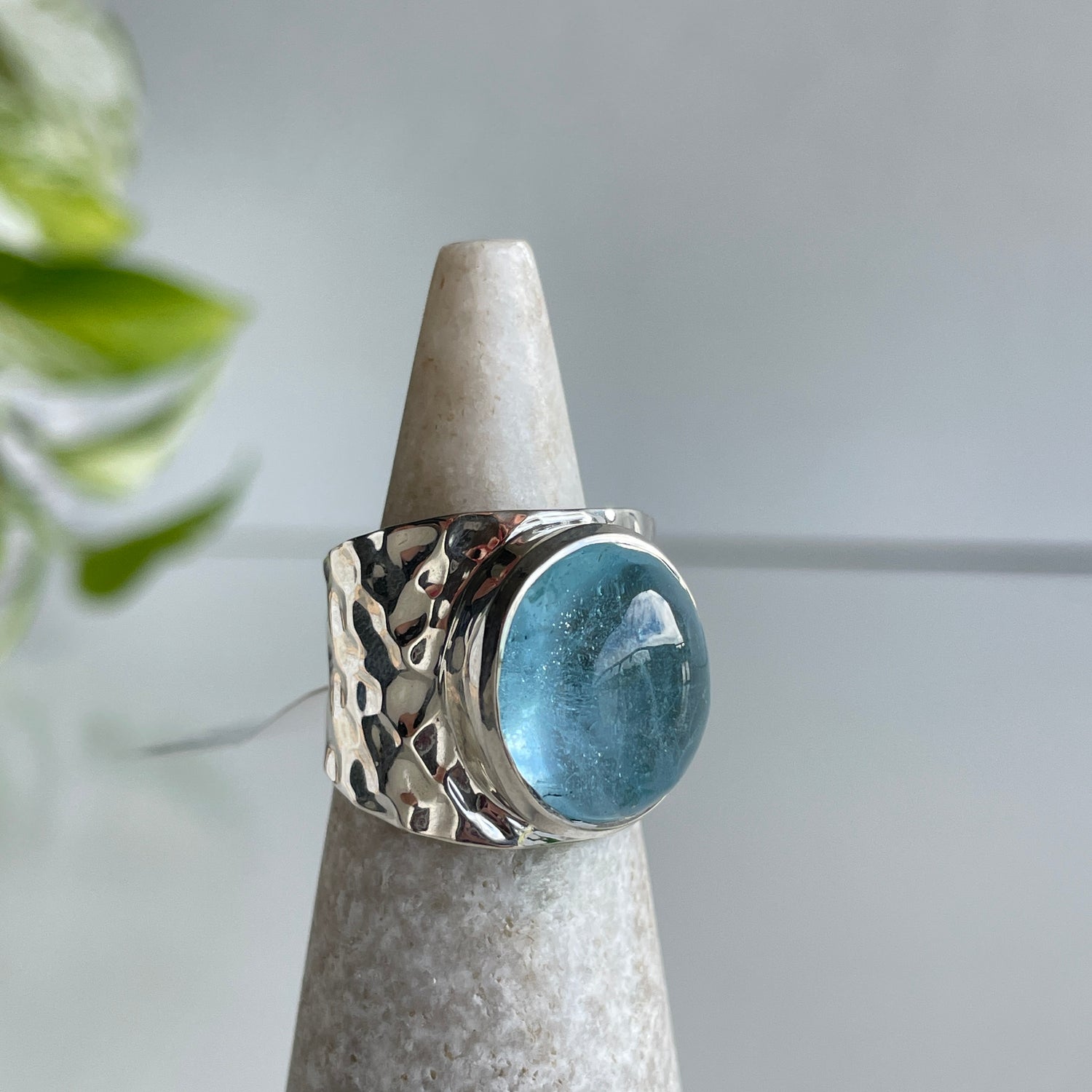 Blue Topaz Oval Ring Sz7 014