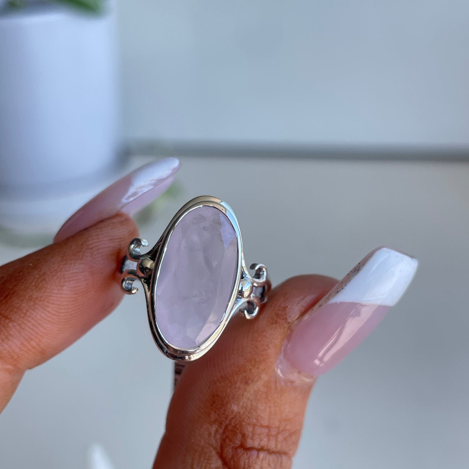 Rose Quartz Oval Ring