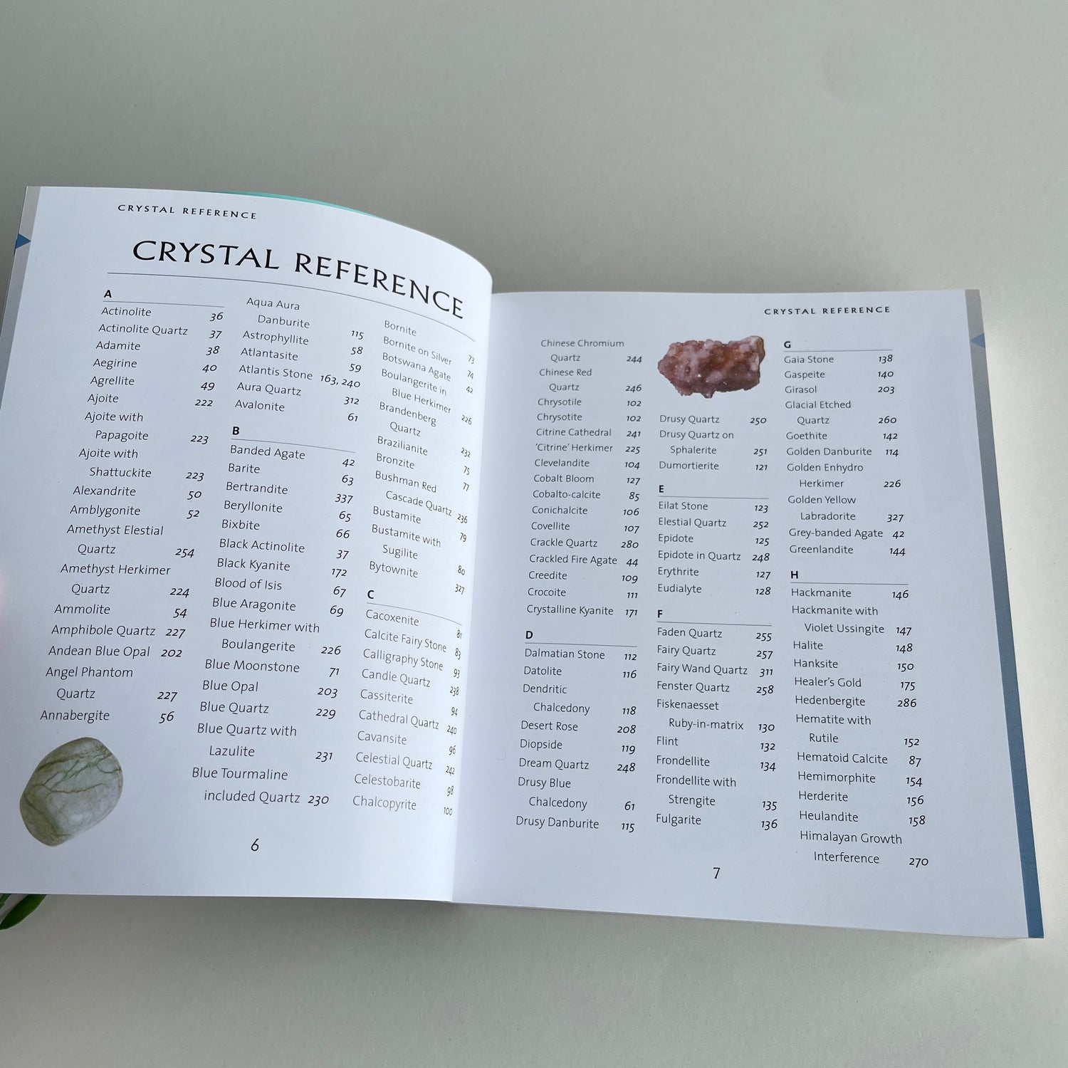 The Crystal Bible 2 Judy Hall