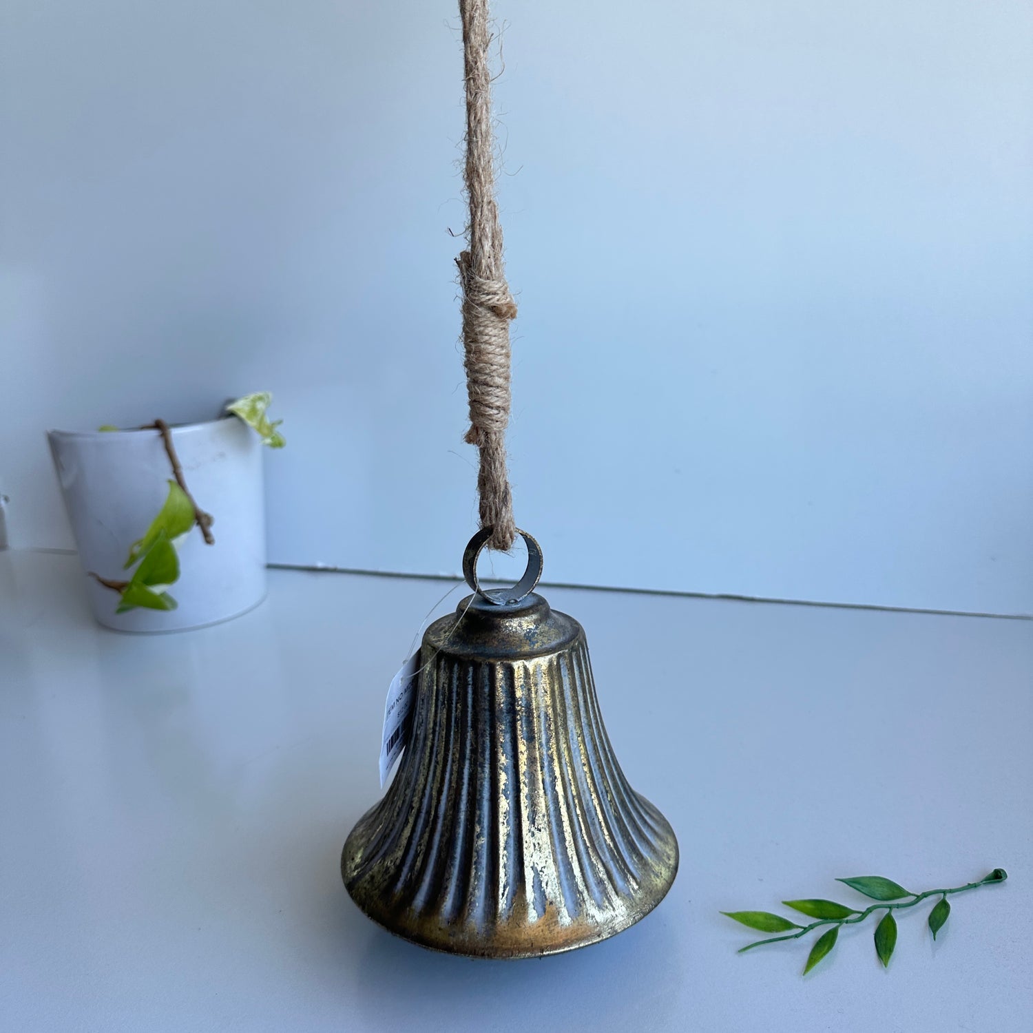 Brass Coloured Fluted Bell MD802