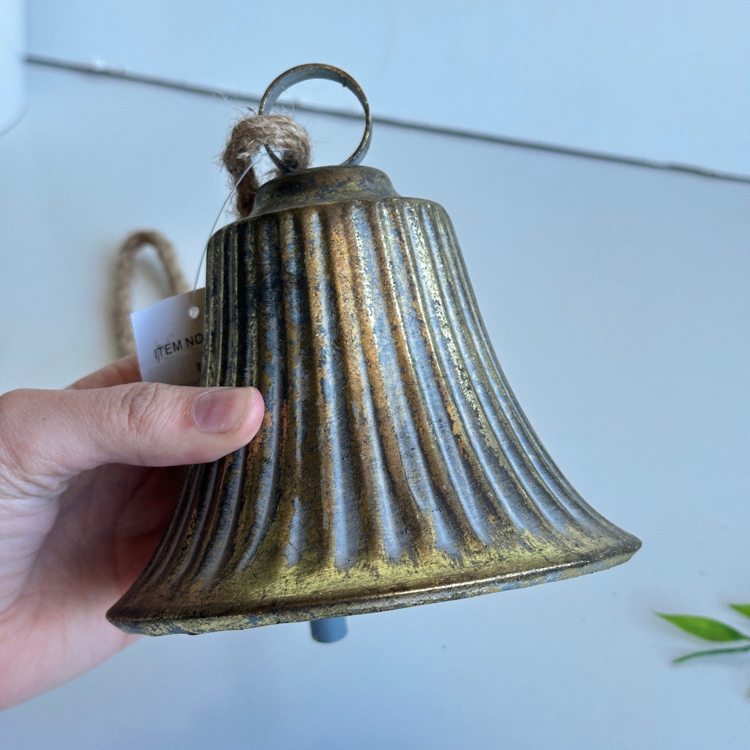 Brass Coloured Fluted Bell MD802