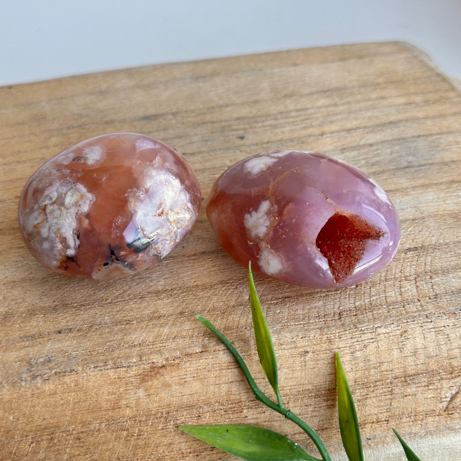 Flower Agate Palmstone Sml