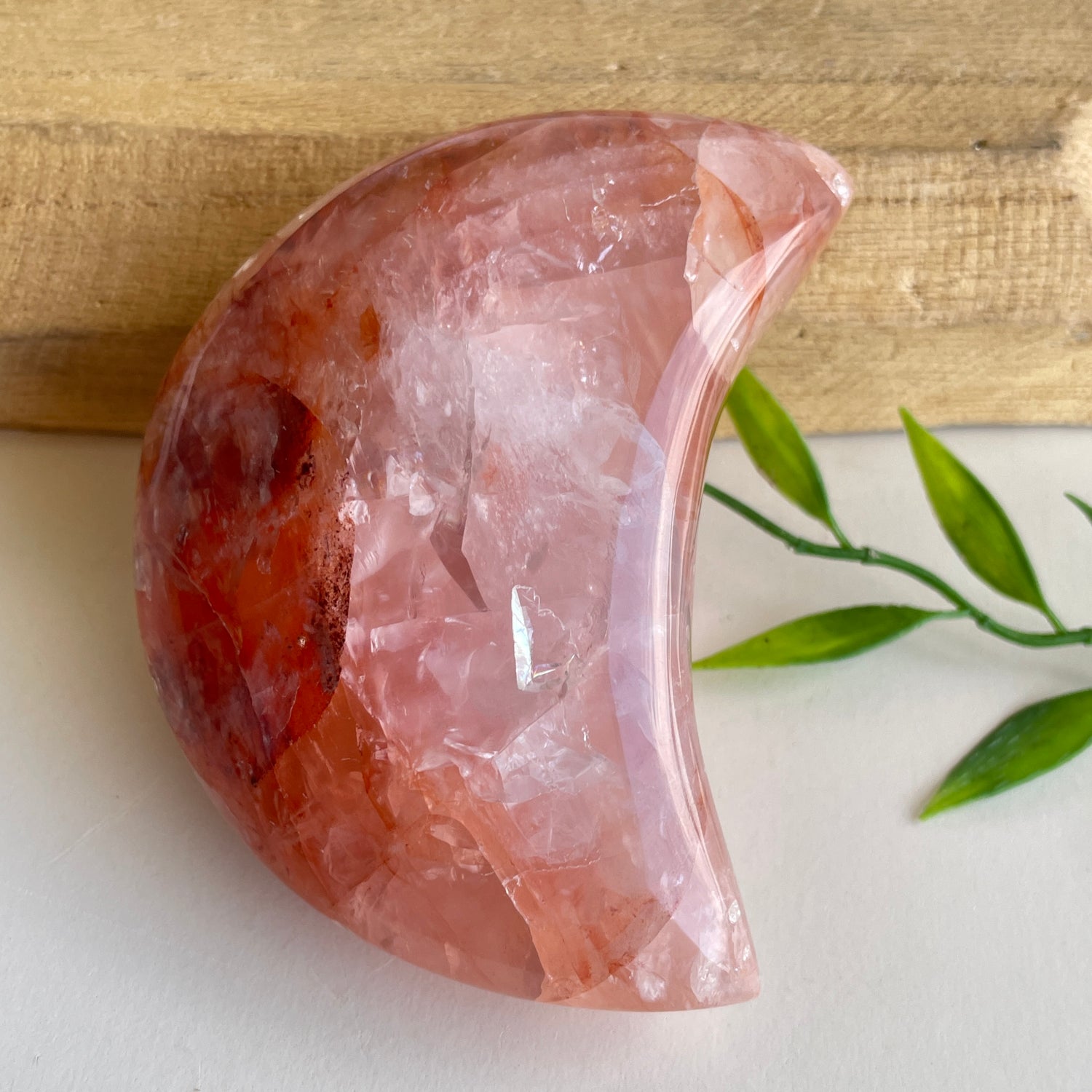 Fire Quartz Moon 8.6cm