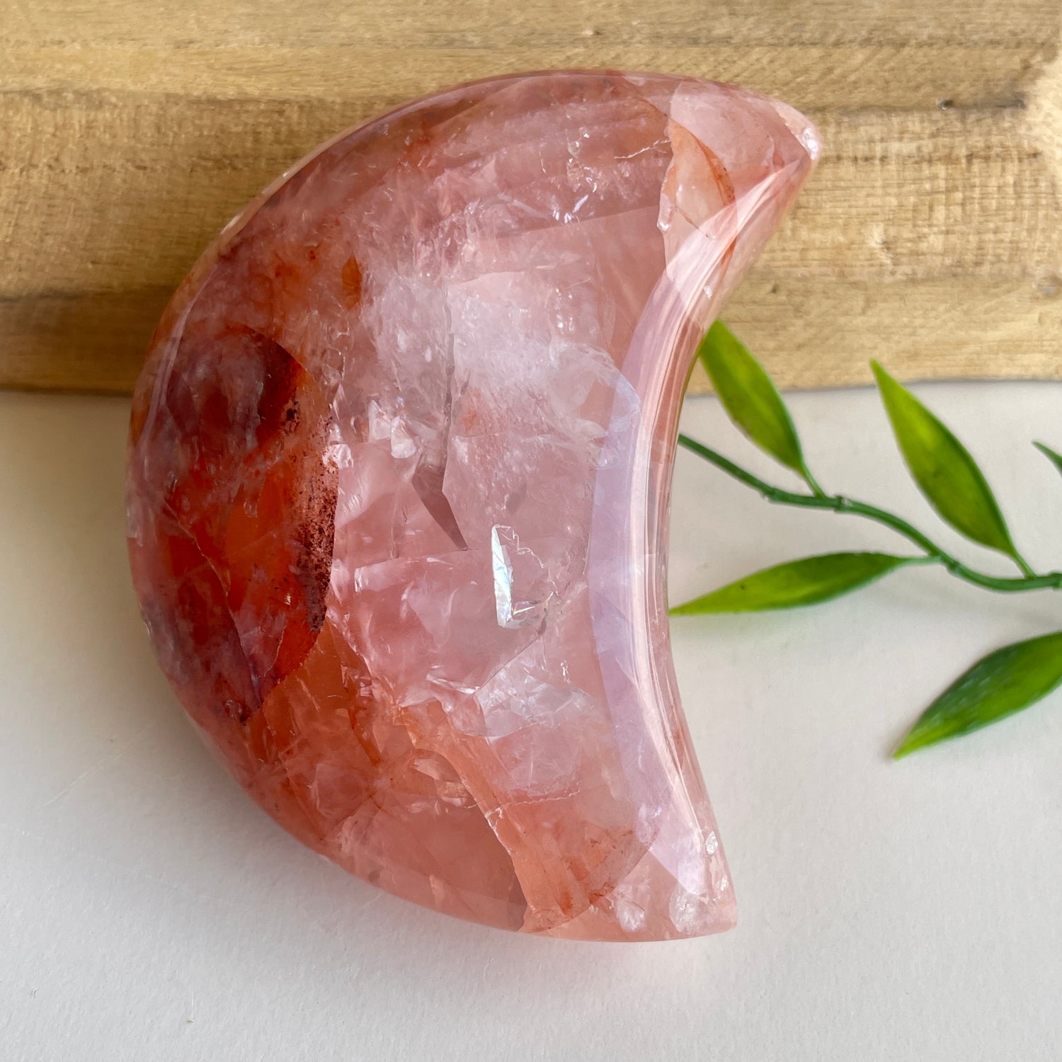 Fire Quartz Moon 8.6cm
