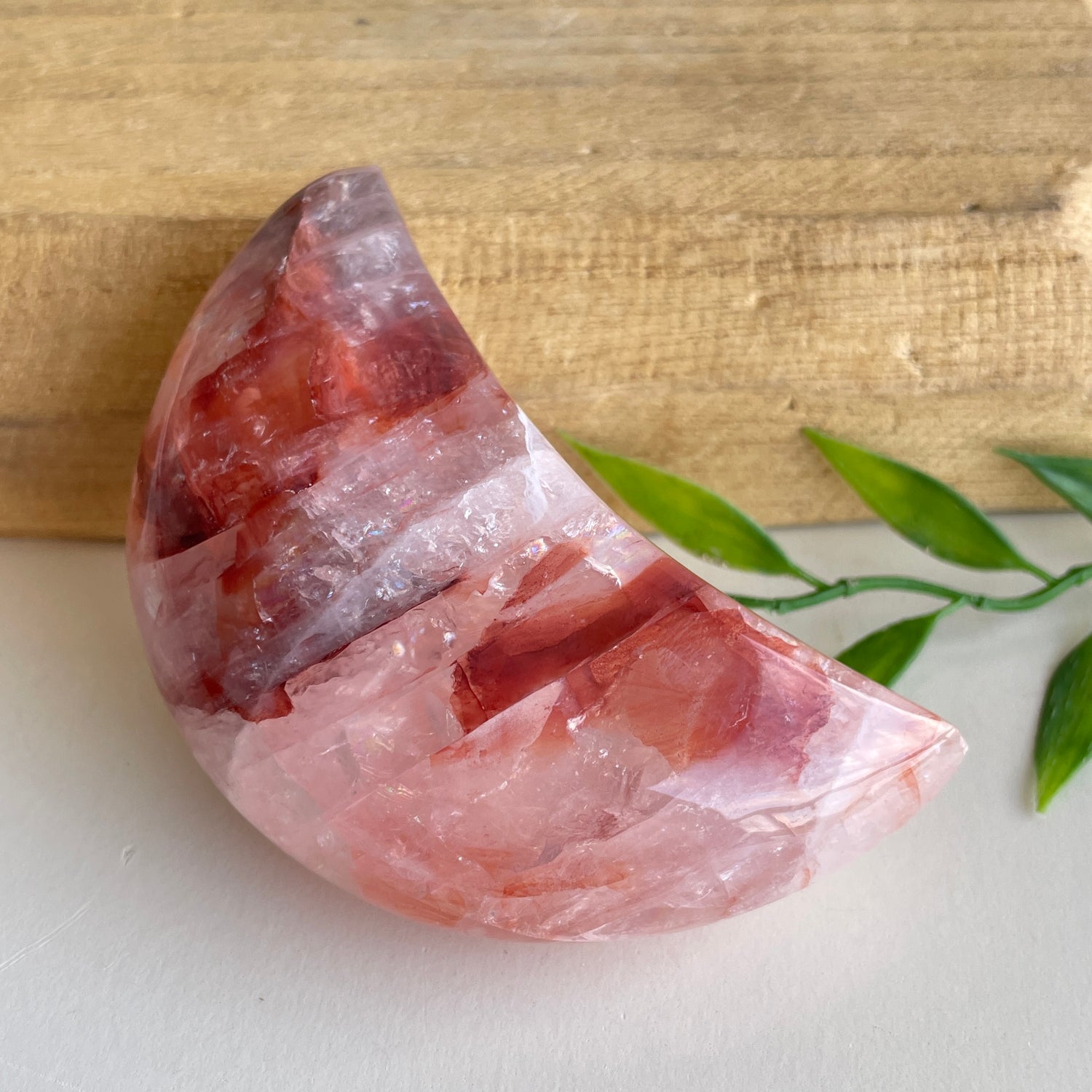 Fire Quartz Moon 8cm