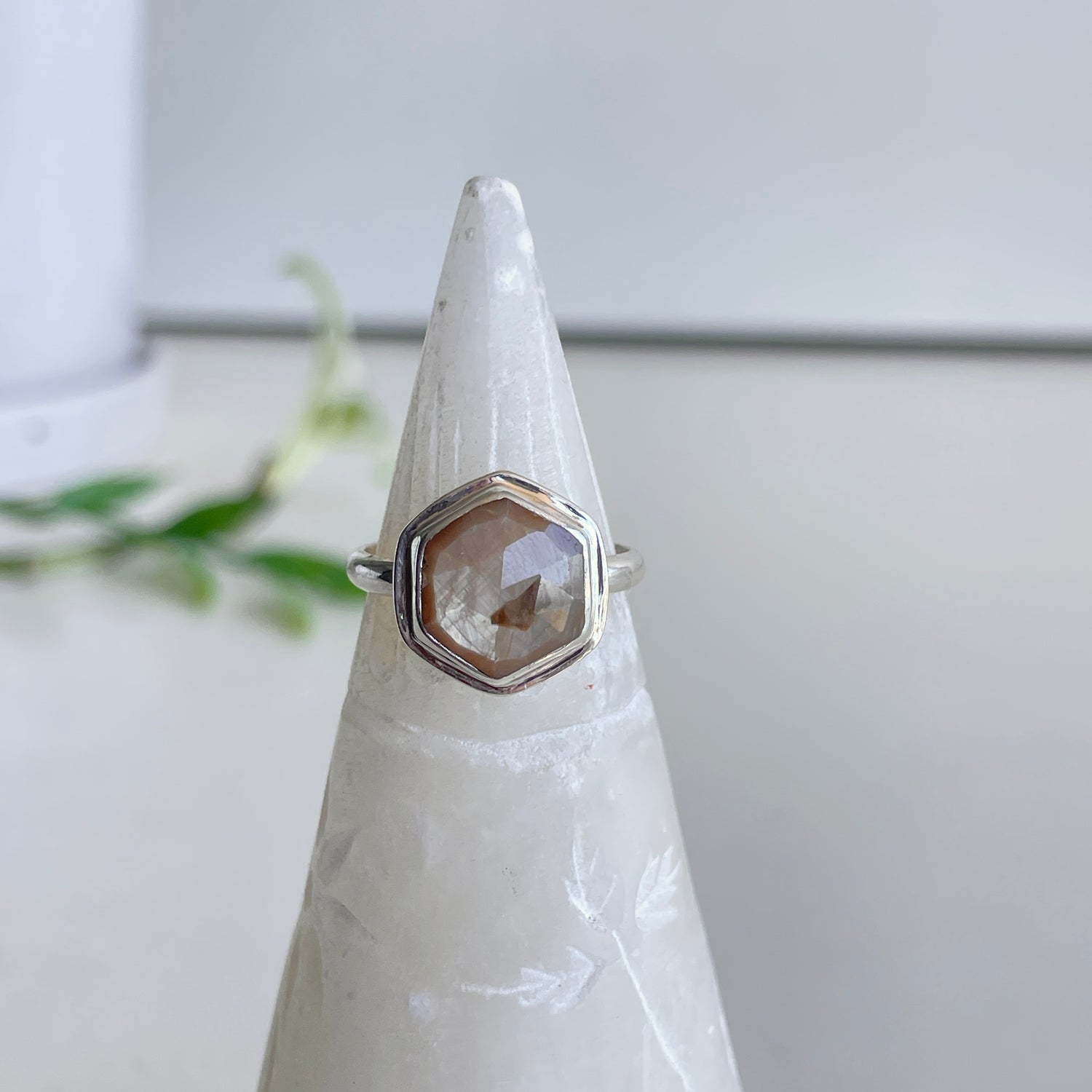 Golden Sheen Sapphire Ring Sz7.5