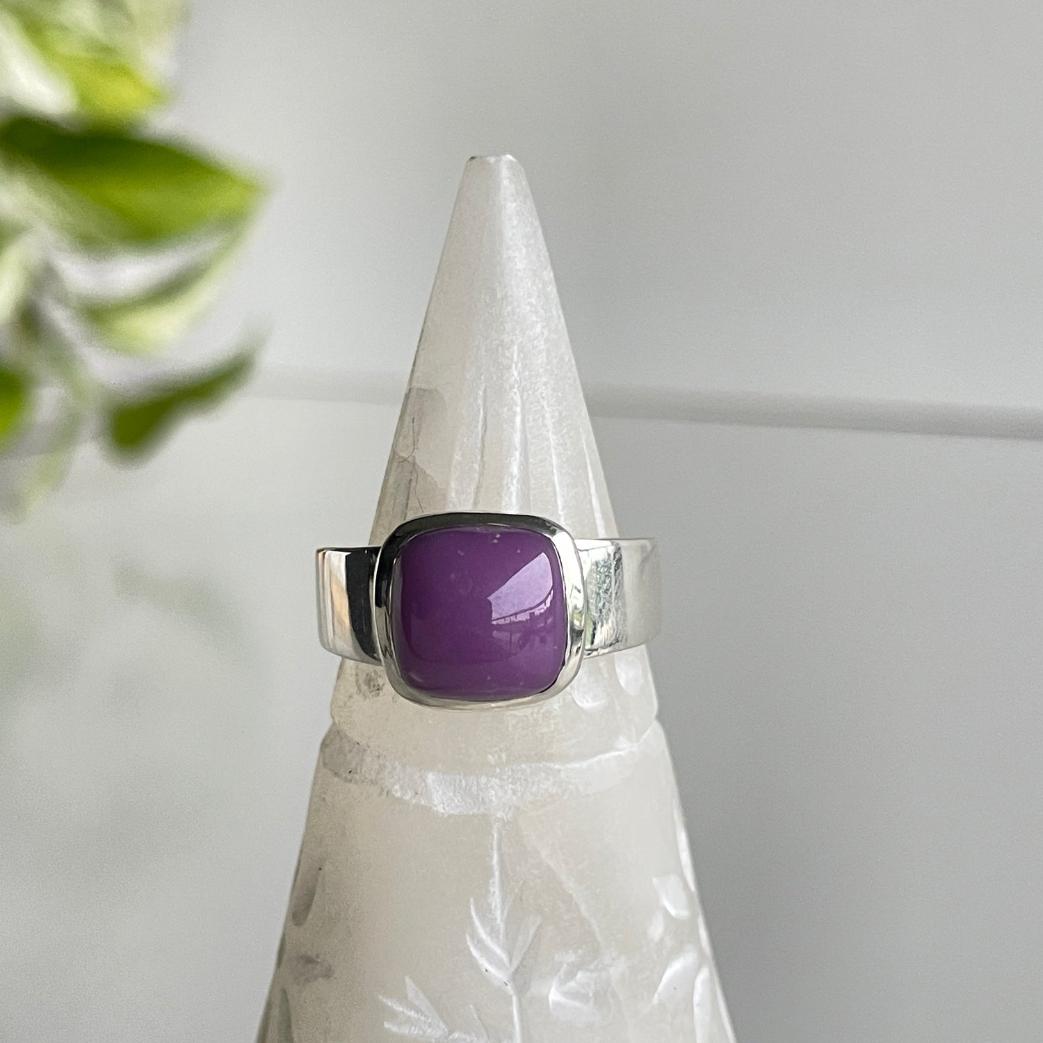 Phosphosiderite Square Ring Sz8