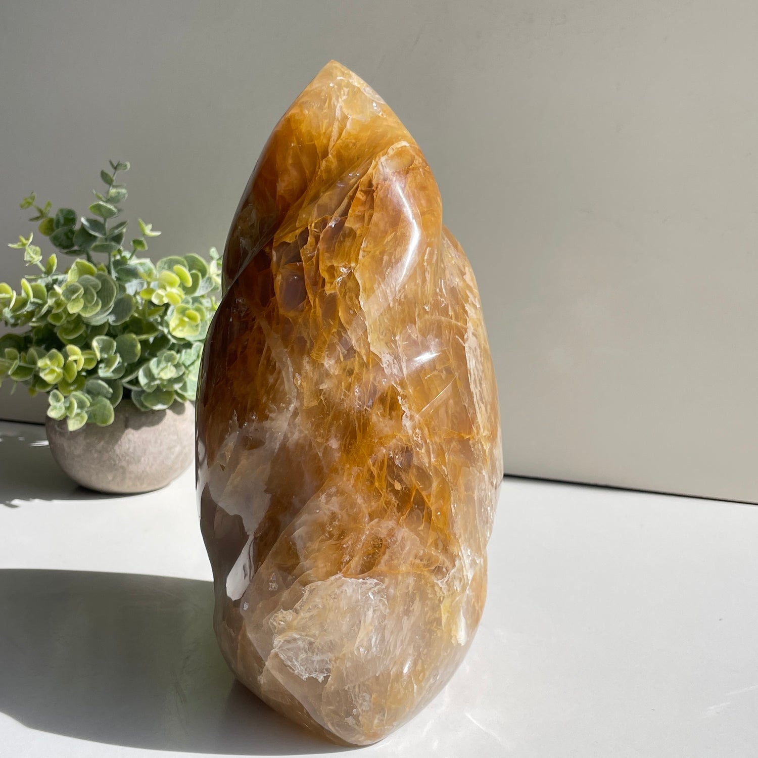 Golden Healer Quartz Flame 24.4cm